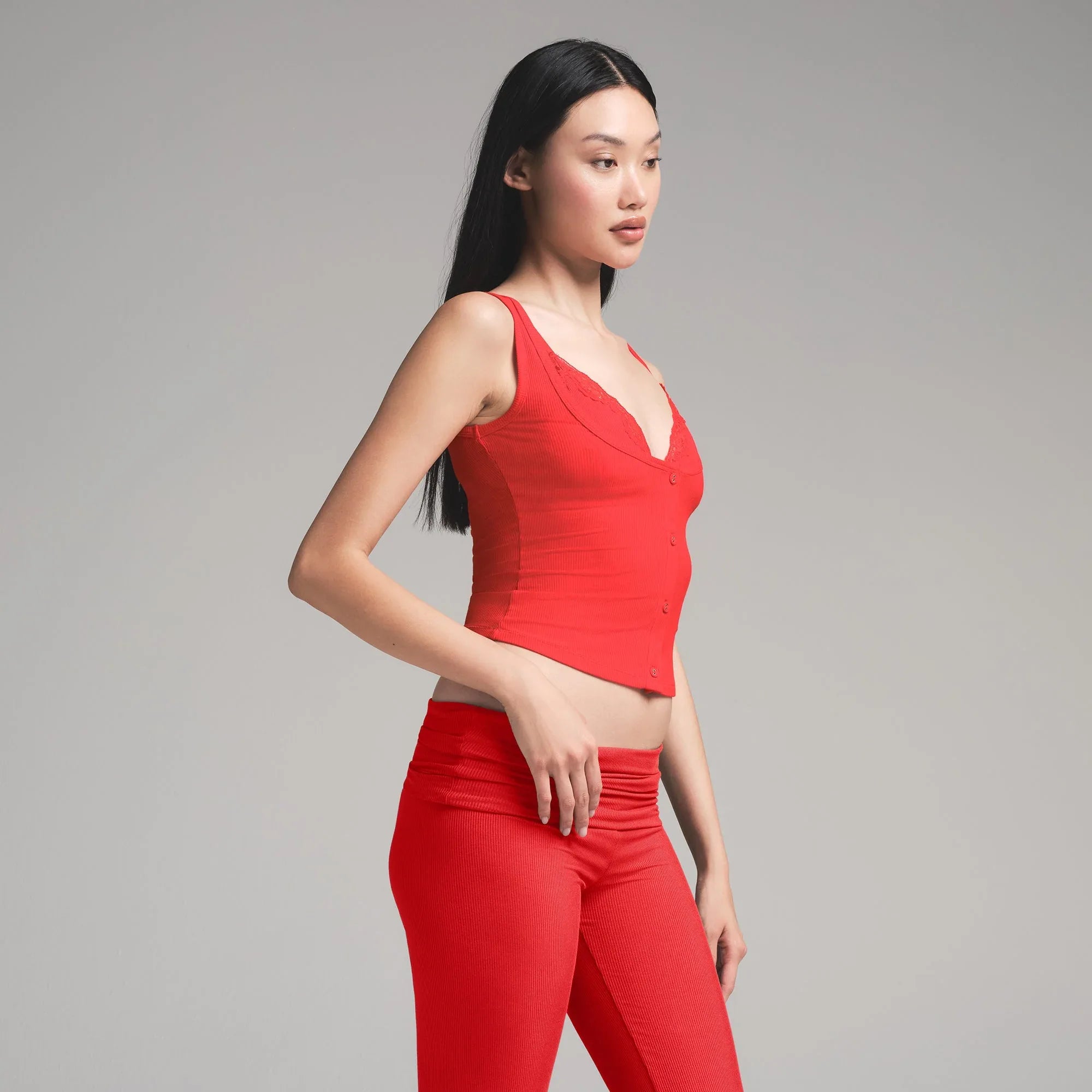 SKIMS SOFT LOUNGE LACE TANK WITH BRALETTE | CHERRY - TİŞÖRT - My Suti