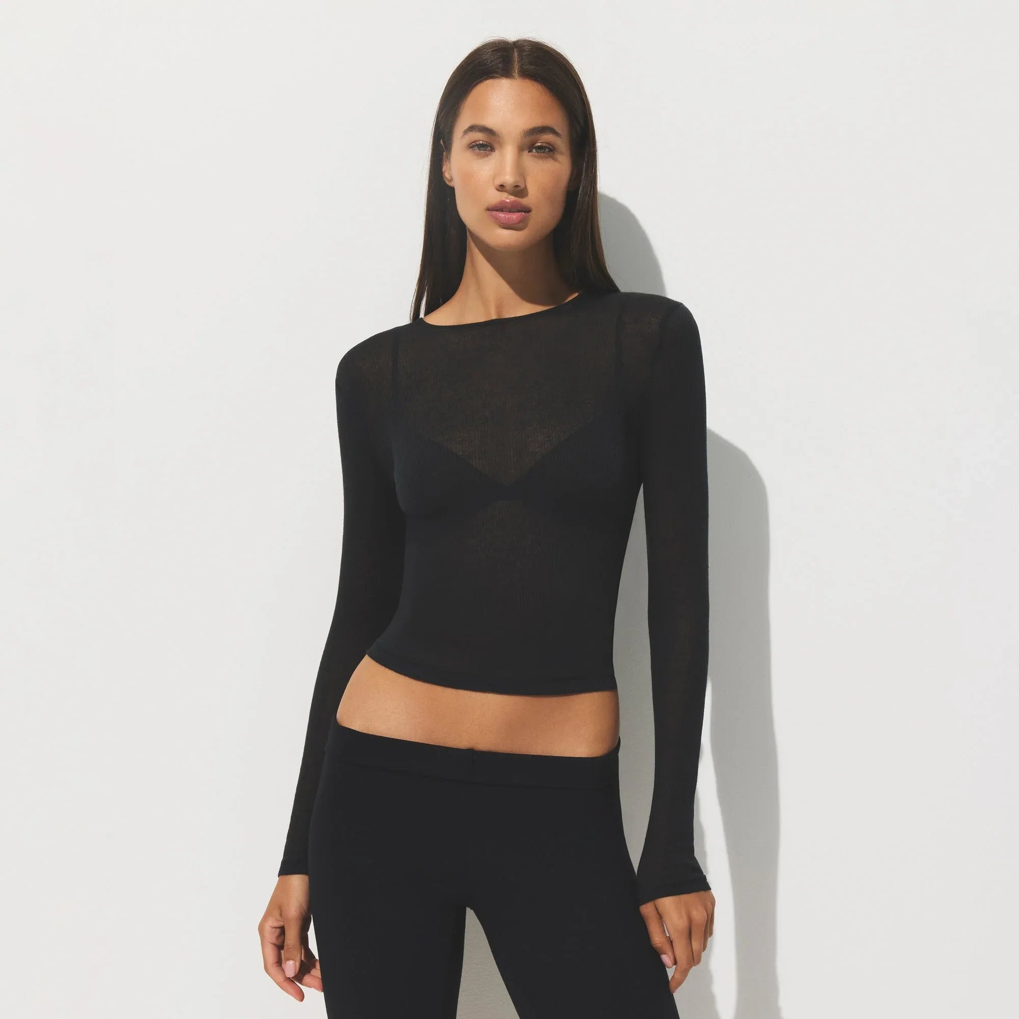 SKIMS SHEER COTTON LONG SLEEVE T-SHIRT | SOOT - TİŞÖRT - My Suti