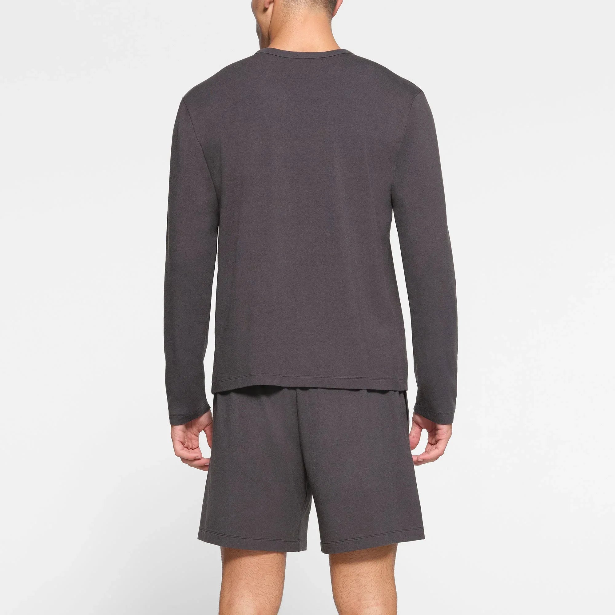 SKIMS JERSEY LOUNGE MENS RELAXED LONG SLEEVE T-SHIRT | ASH - TİŞÖRT - My Suti