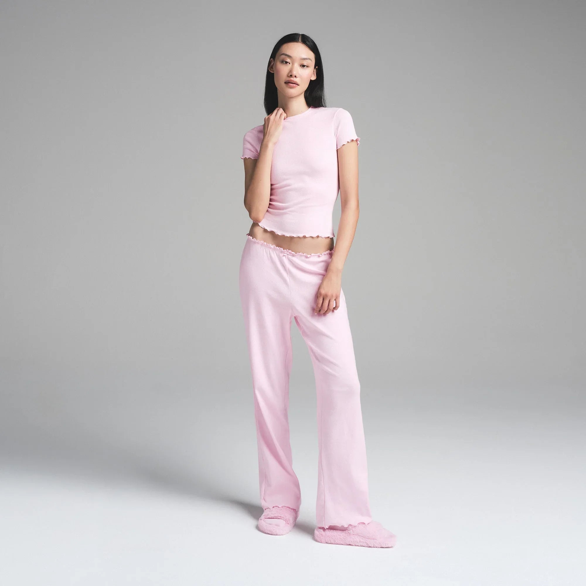 SKIMS LOGO POINTELLE T-SHIRT | CHERRY BLOSSOM - TİŞÖRT - My Suti