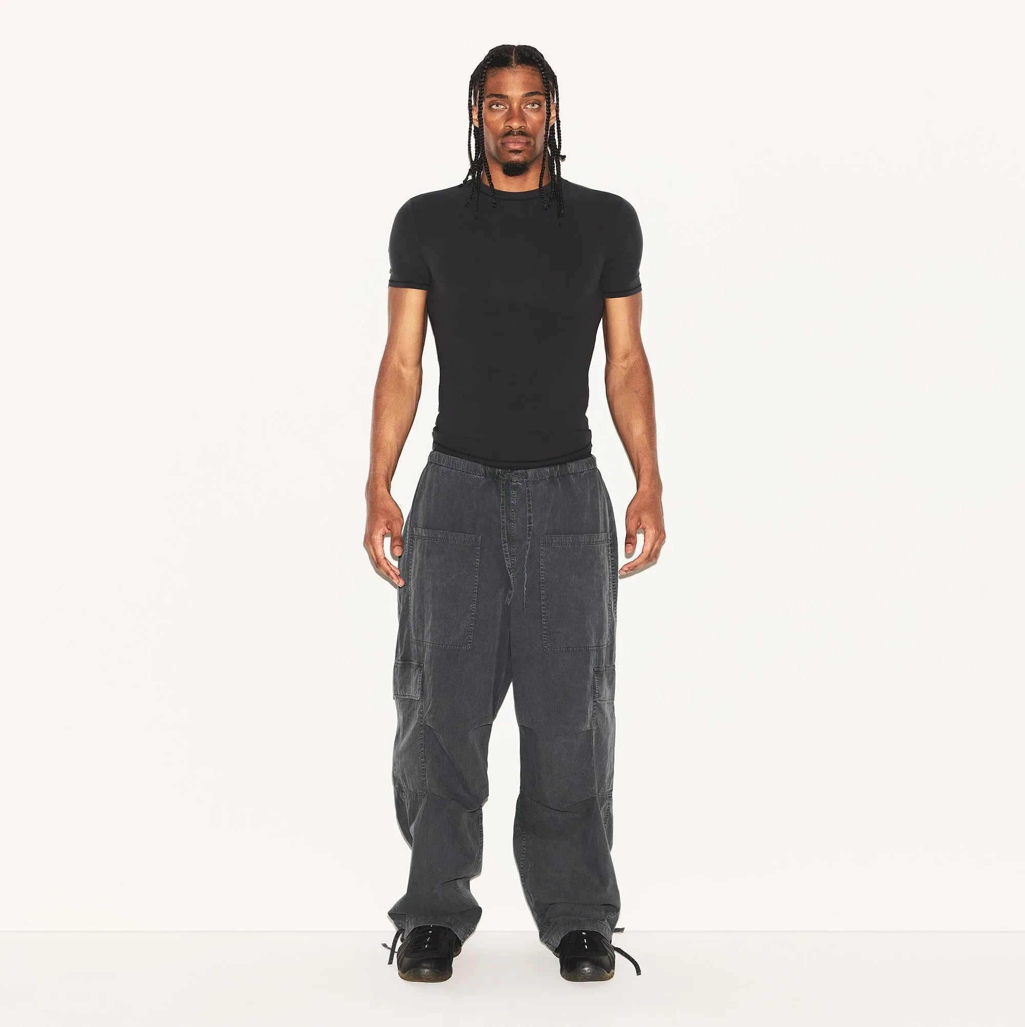 SKIMS FITS EVERYBODY MENS SLIM T-SHIRT | ONYX - TİŞÖRT - My Suti