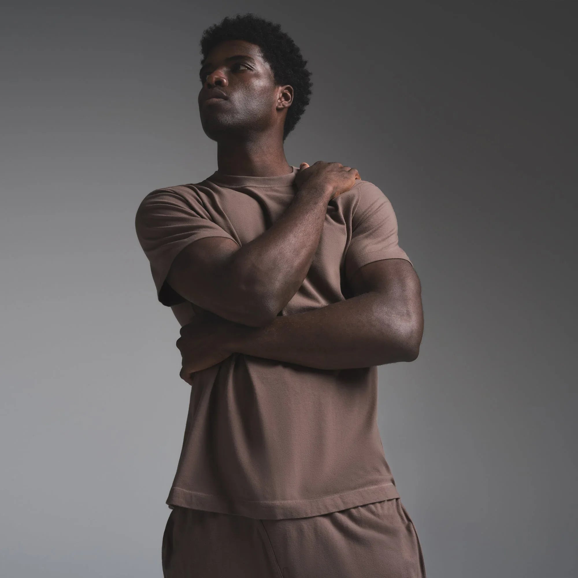 SKIMS JERSEY SLEEP MENS T-SHIRT | UMBER - TİŞÖRT - My Suti