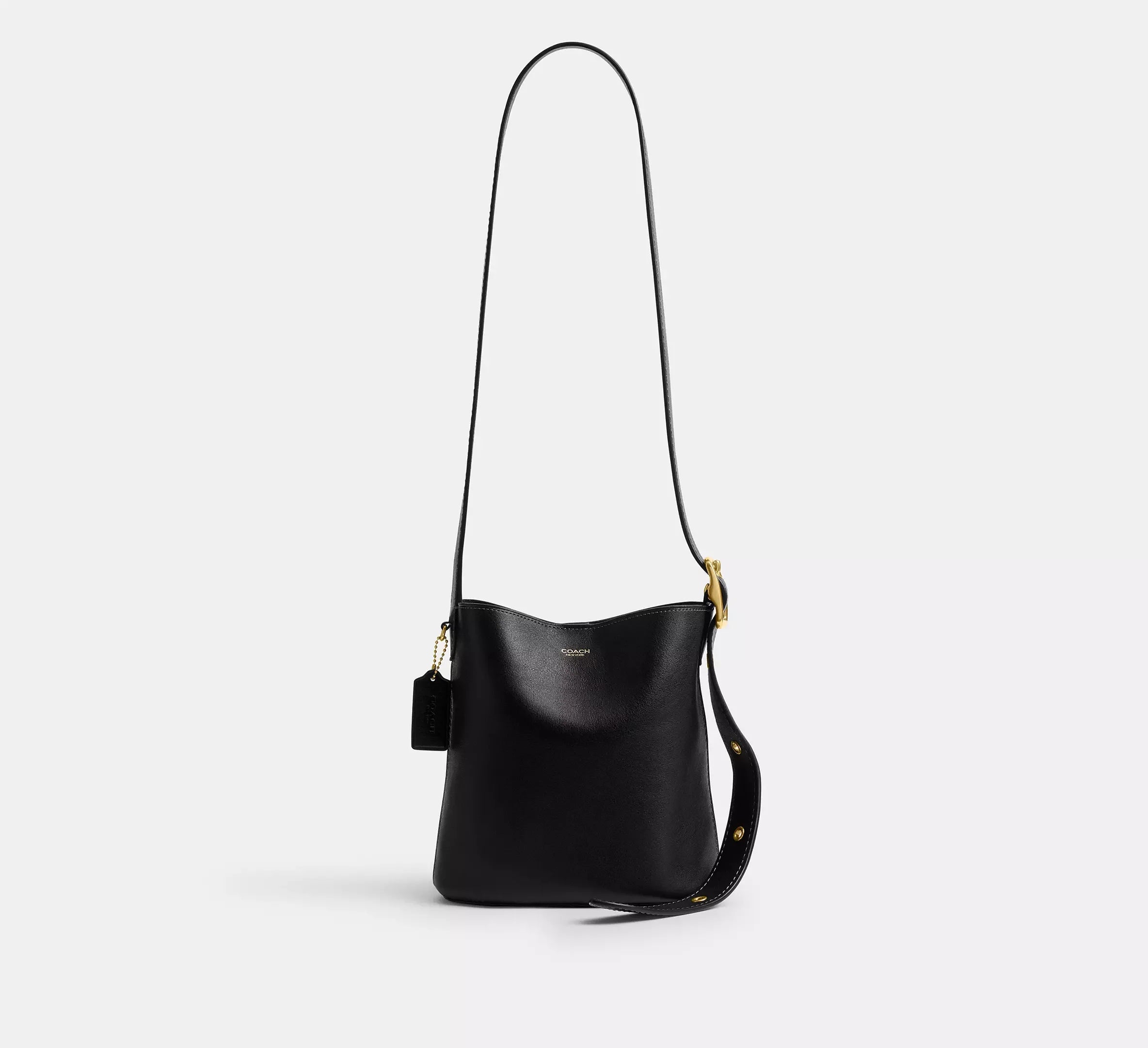Coach Bleecker Bucket Bag 21 - Brass/Black - My Suti