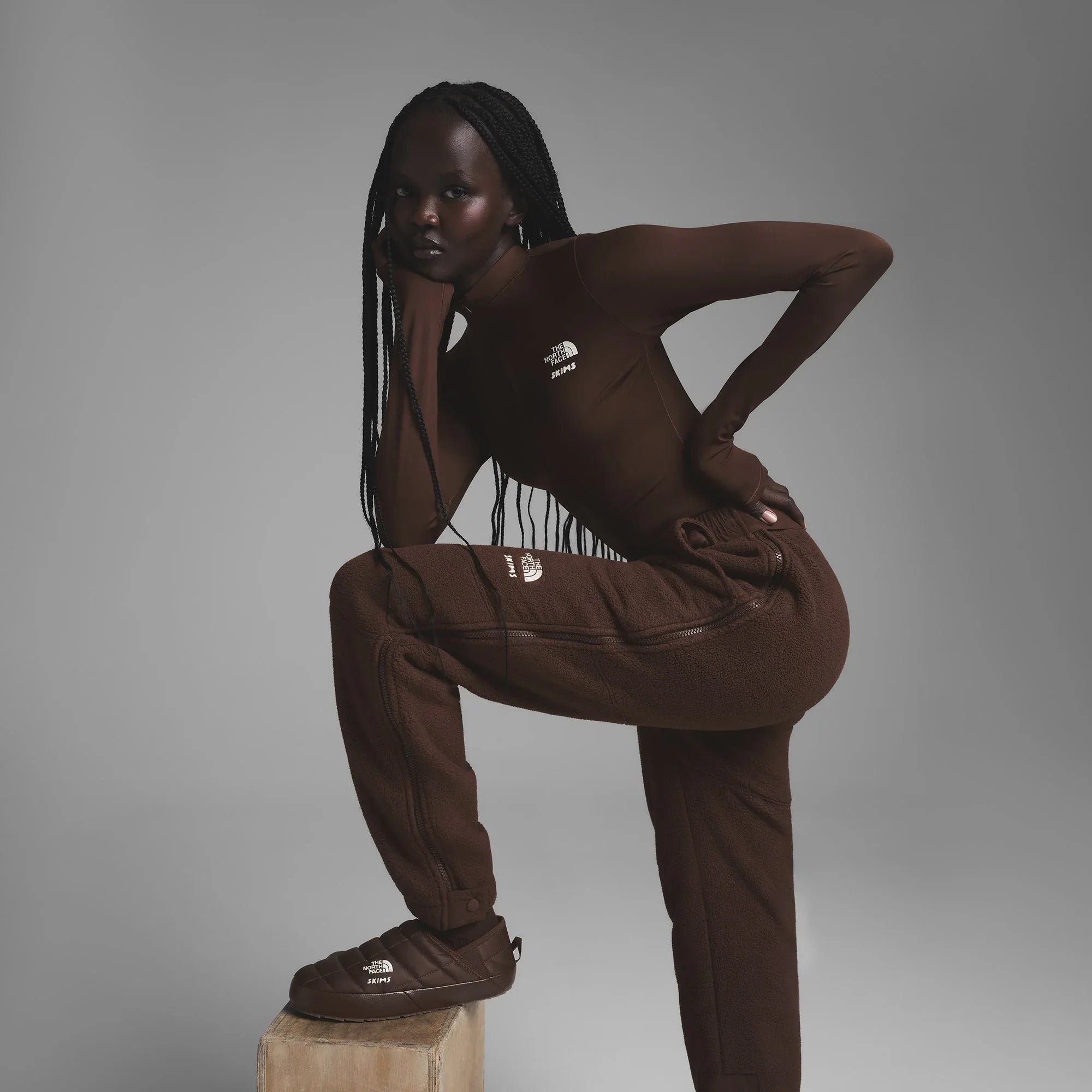 SKIMS THE NORTH FACE X SKIMS 1995 RETRO DENALI FLEECE PANT | COCOA - PAMUK PANTOLON - My Suti