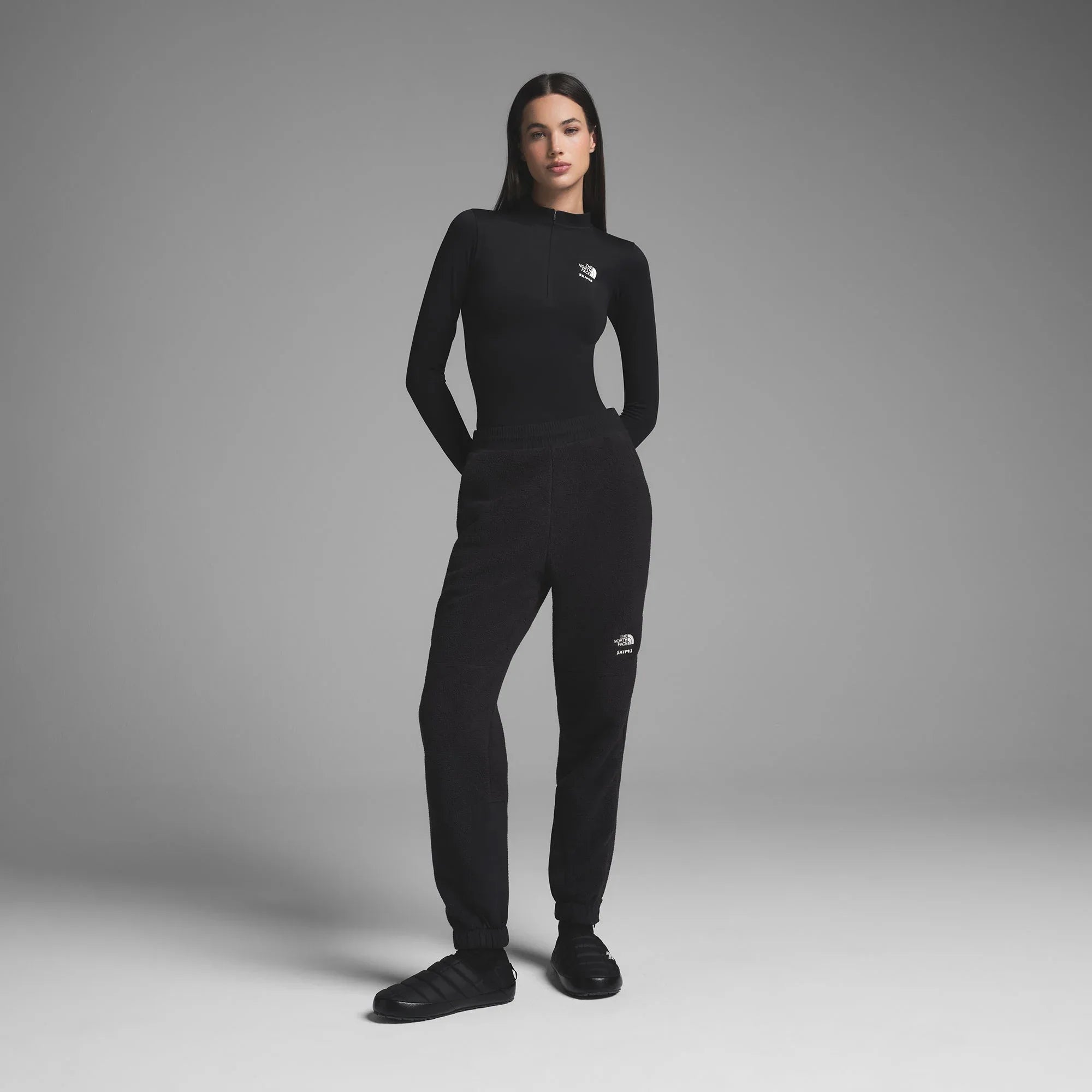 SKIMS THE NORTH FACE X 1995 RETRO DENALI FLEECE PANT | ONYX - PANTOLON - My Suti