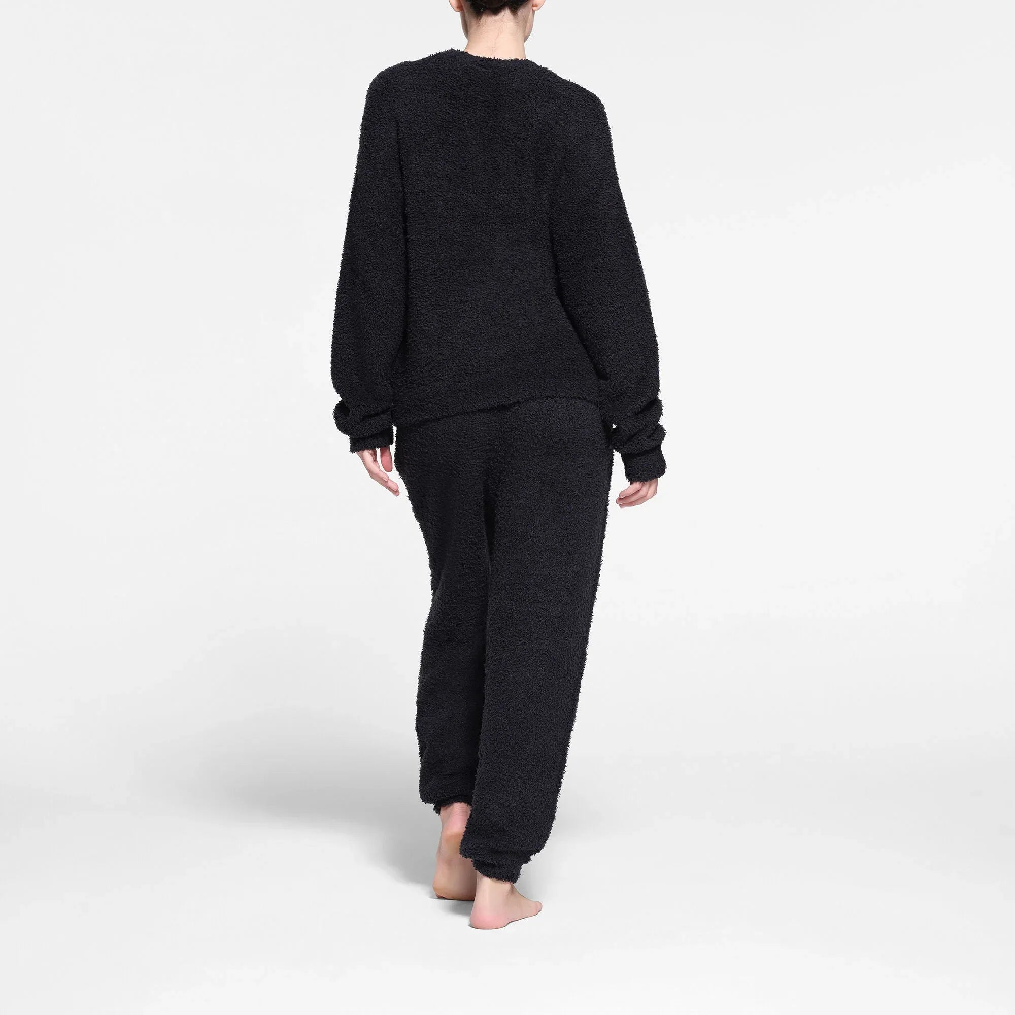 SKIMS COZY KNIT UNISEX PULLOVER | ONYX - KAZAK - My Suti