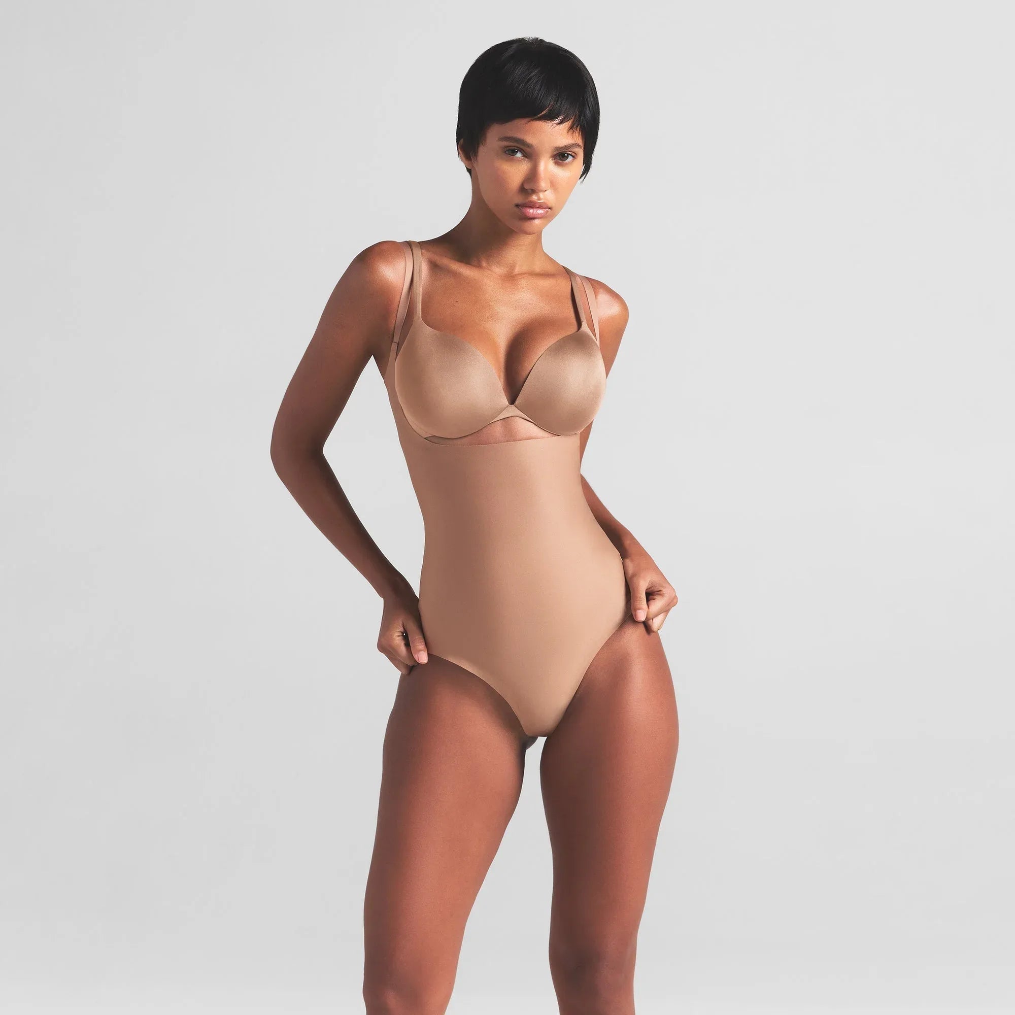 SKIMS BODY CORE SCULPT OPEN BUST THONG BODYSUIT | SIENNA - BODY - My Suti