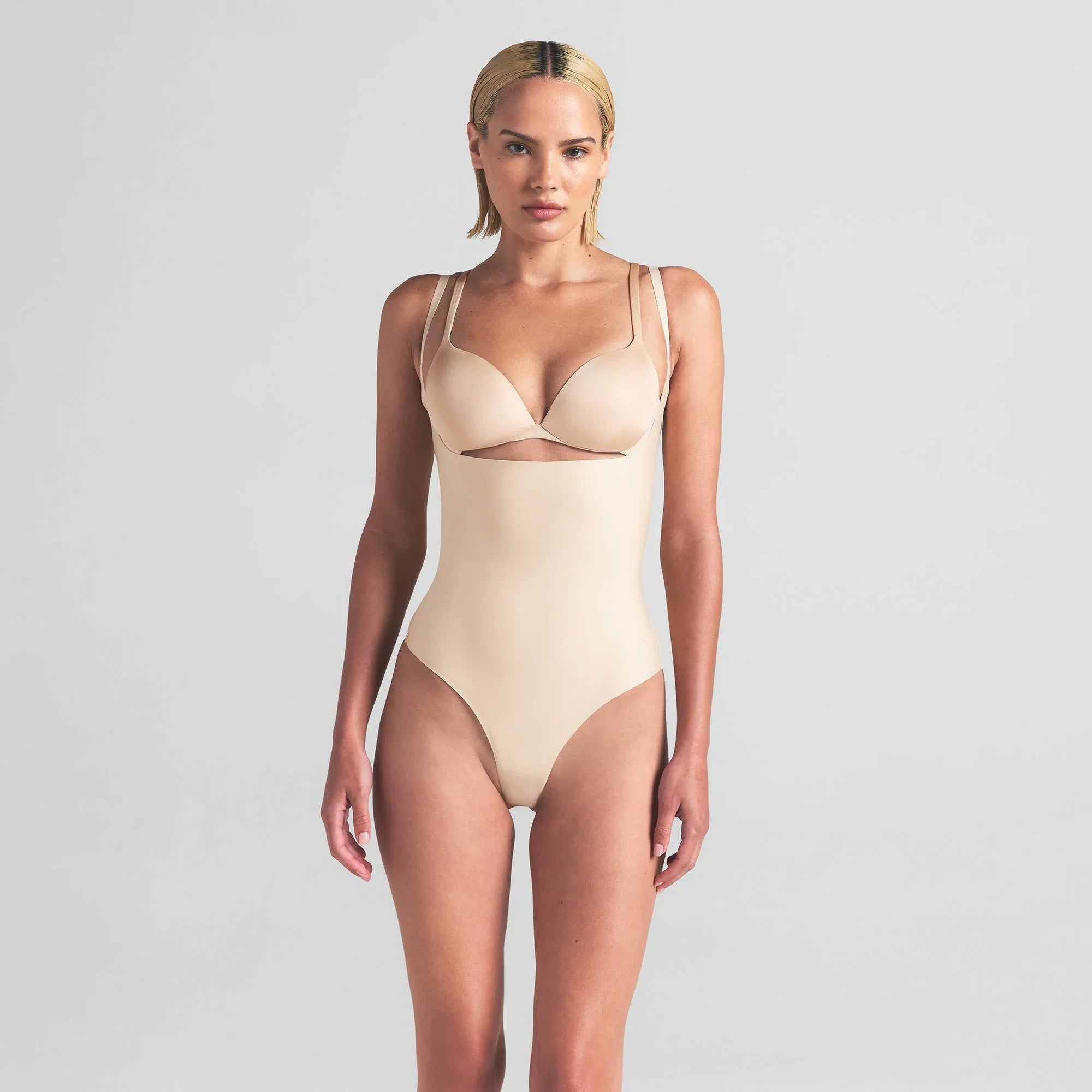 SKIMS BODY CORE SCULPT OPEN BUST THONG BODYSUIT | SAND - BODY SUIT - My Suti