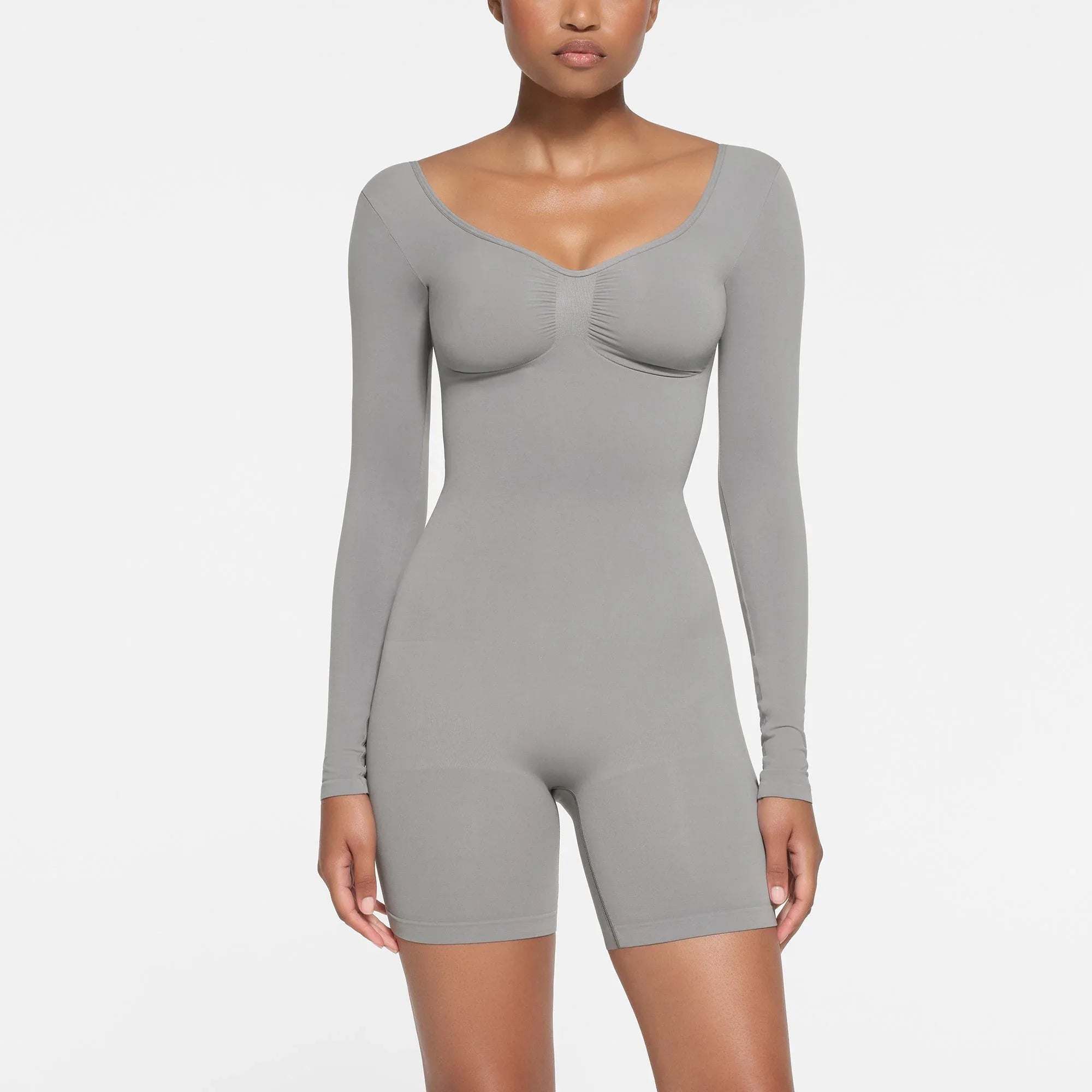 SKIMS SEAMLESS SCULPT LONG SLEEVE LOW BACK MID THIGH BODYSUIT | PACIFIC - BODYSUIT - My Suti