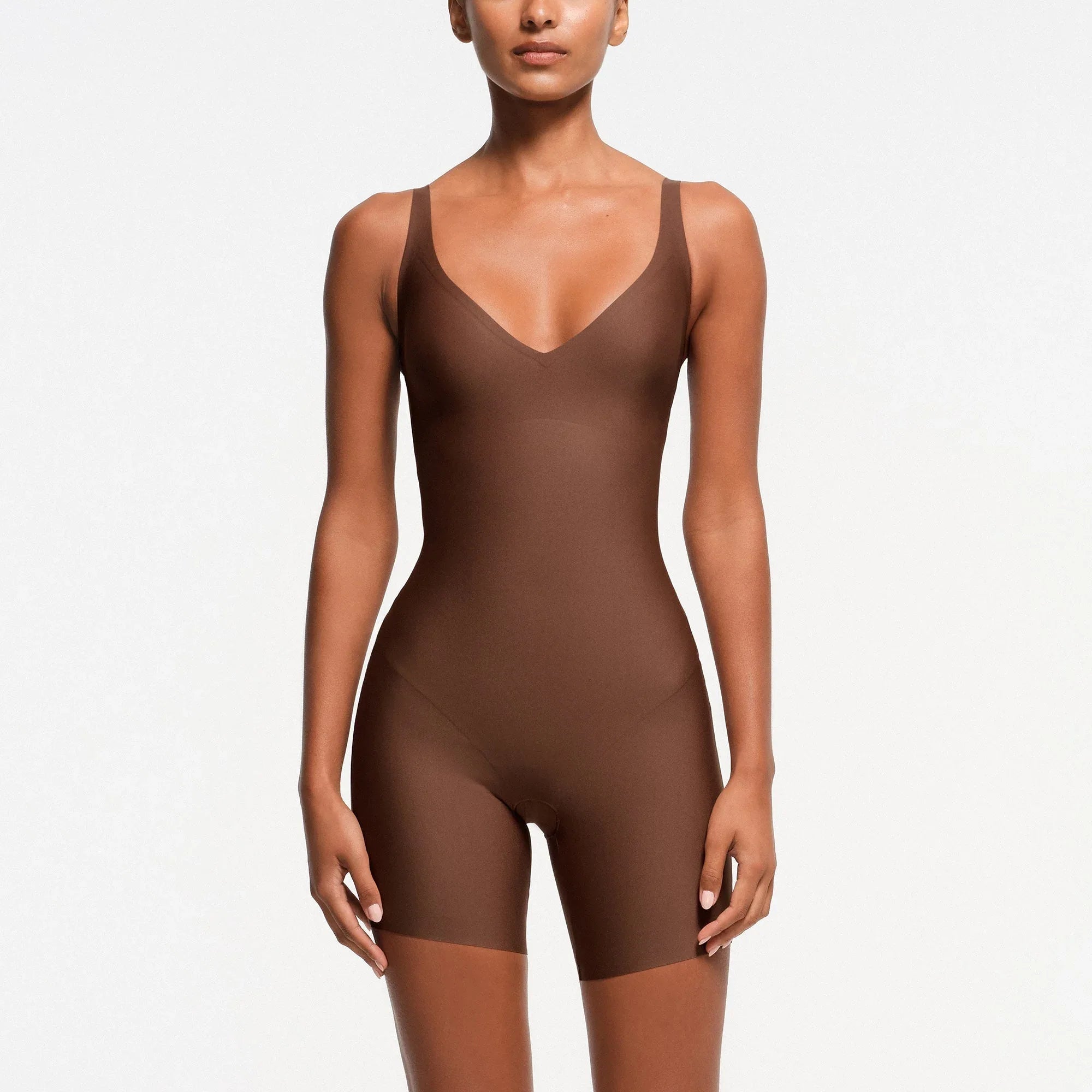 SKIMS BODY CORE SCULPT PLUNGE MID THIGH BODYSUIT | JASPER - BODYSUIT - My Suti