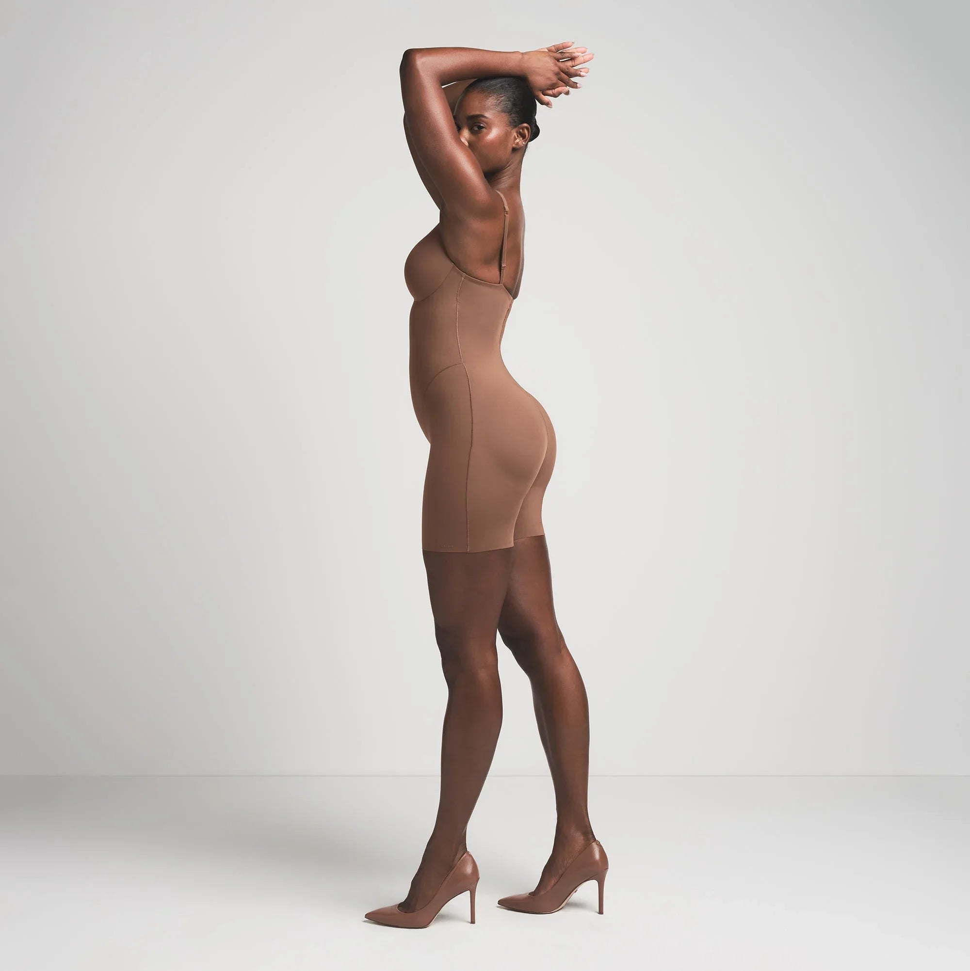 SKIMS ULTIMATE BODY PUSH-UP BUTT ENHANCING PADDED MID THIGH BODYSUIT | JASPER - BODYSUIT - My Suti