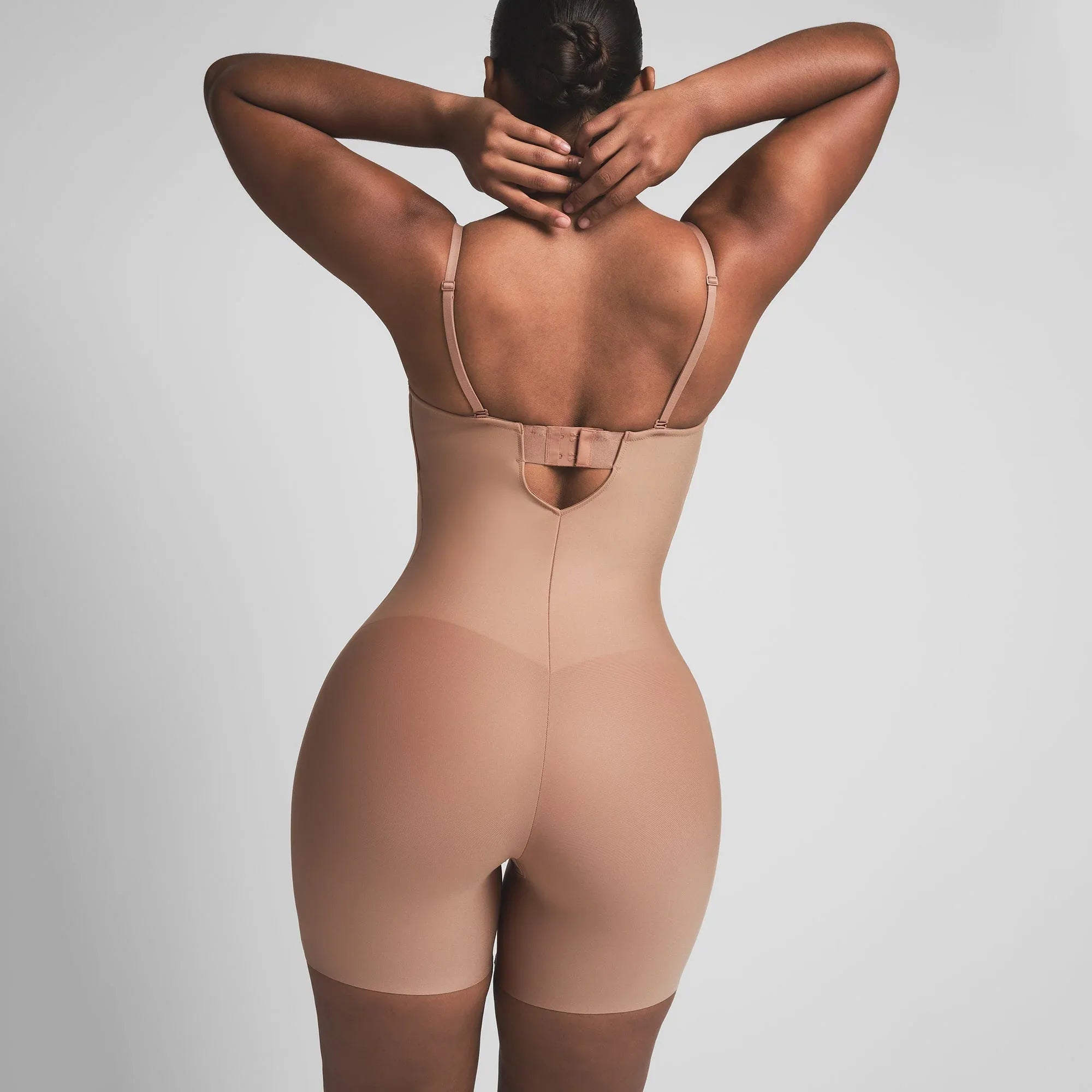 SKIMS BODY CORE SCULPT UNDERWIRE MID THIGH BODYSUIT | SIENNA - BODYSUIT - My Suti