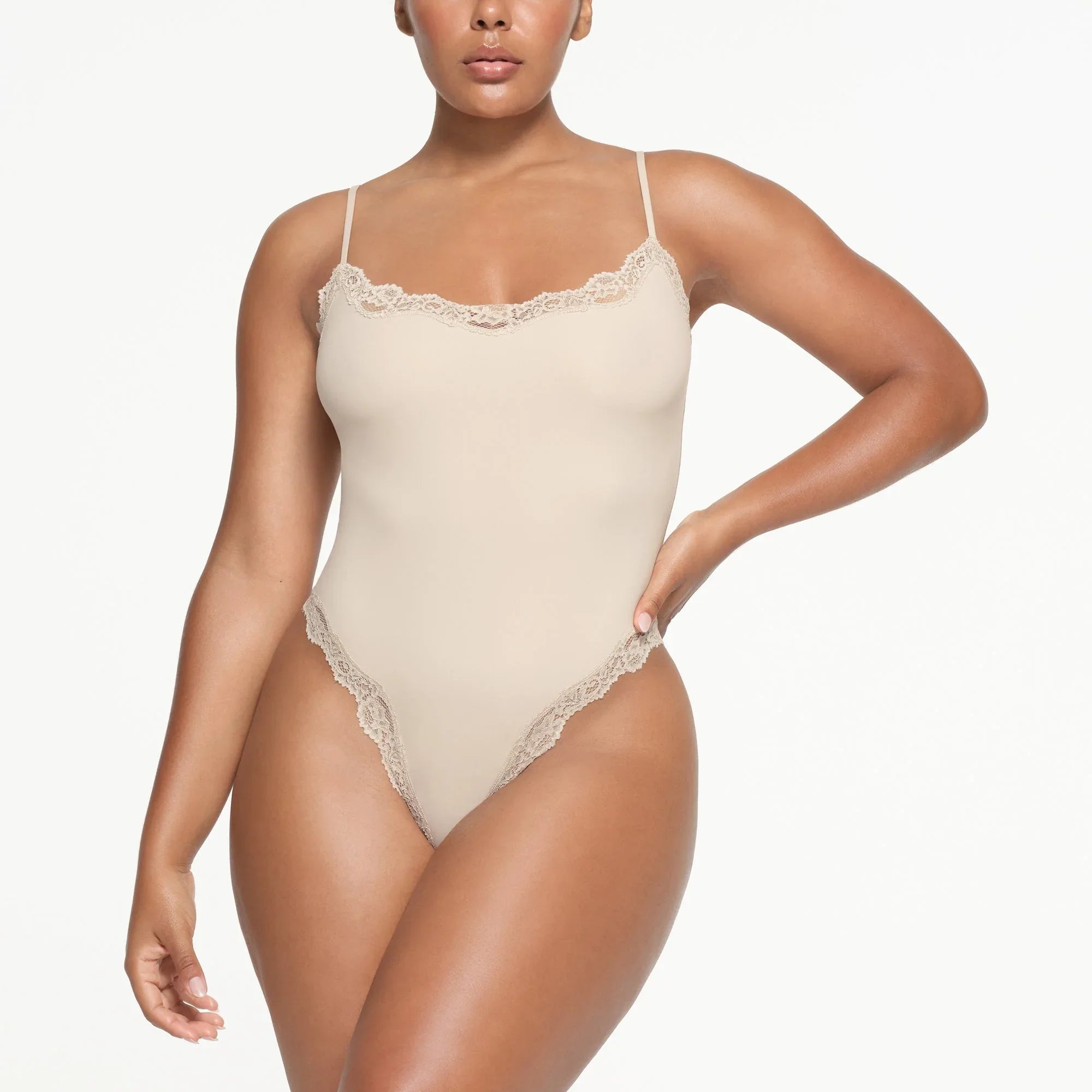 SKIMS FITS EVERYBODY LACE CAMI BODYSUIT | STONE - BODYSUIT - My Suti