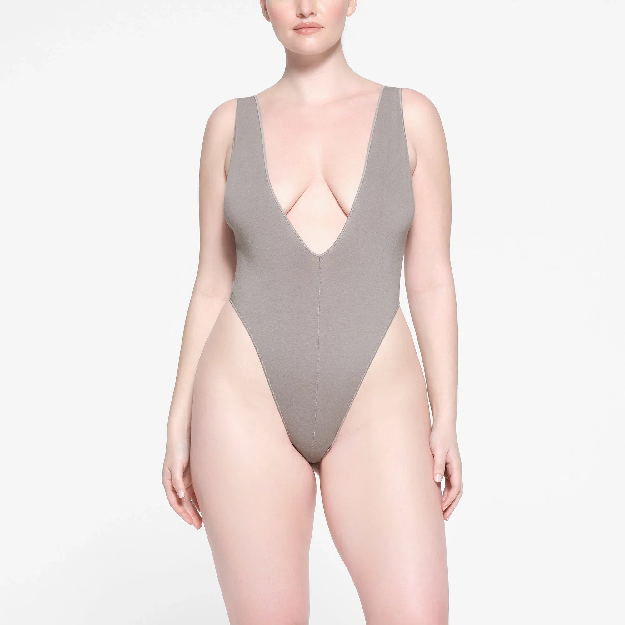 SKIMS SEAMLESS MODAL DEEP PLUNGE BODYSUIT | SMOKE - BODYSUIT - My Suti