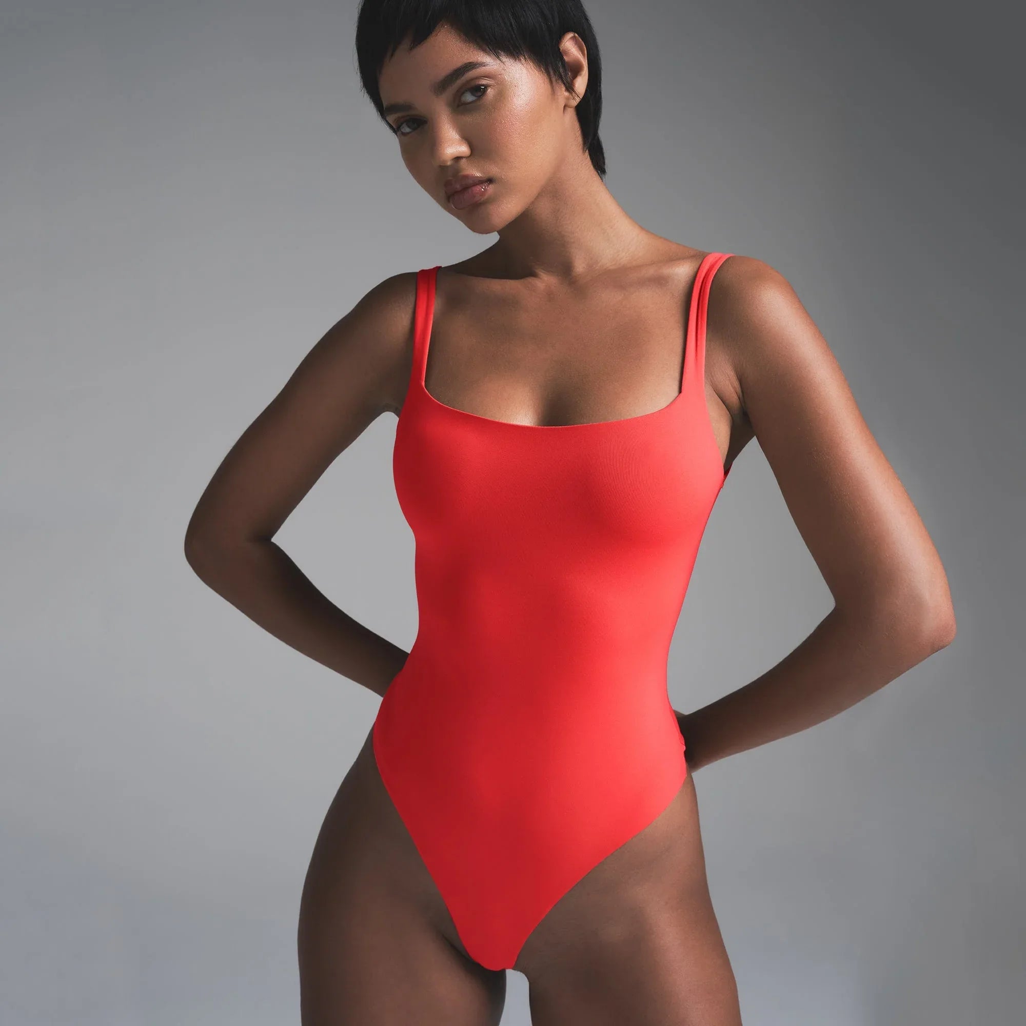 SKIMS FITS EVERYBODY SQUARE NECK BODYSUIT | CHERRY - BODY - My Suti