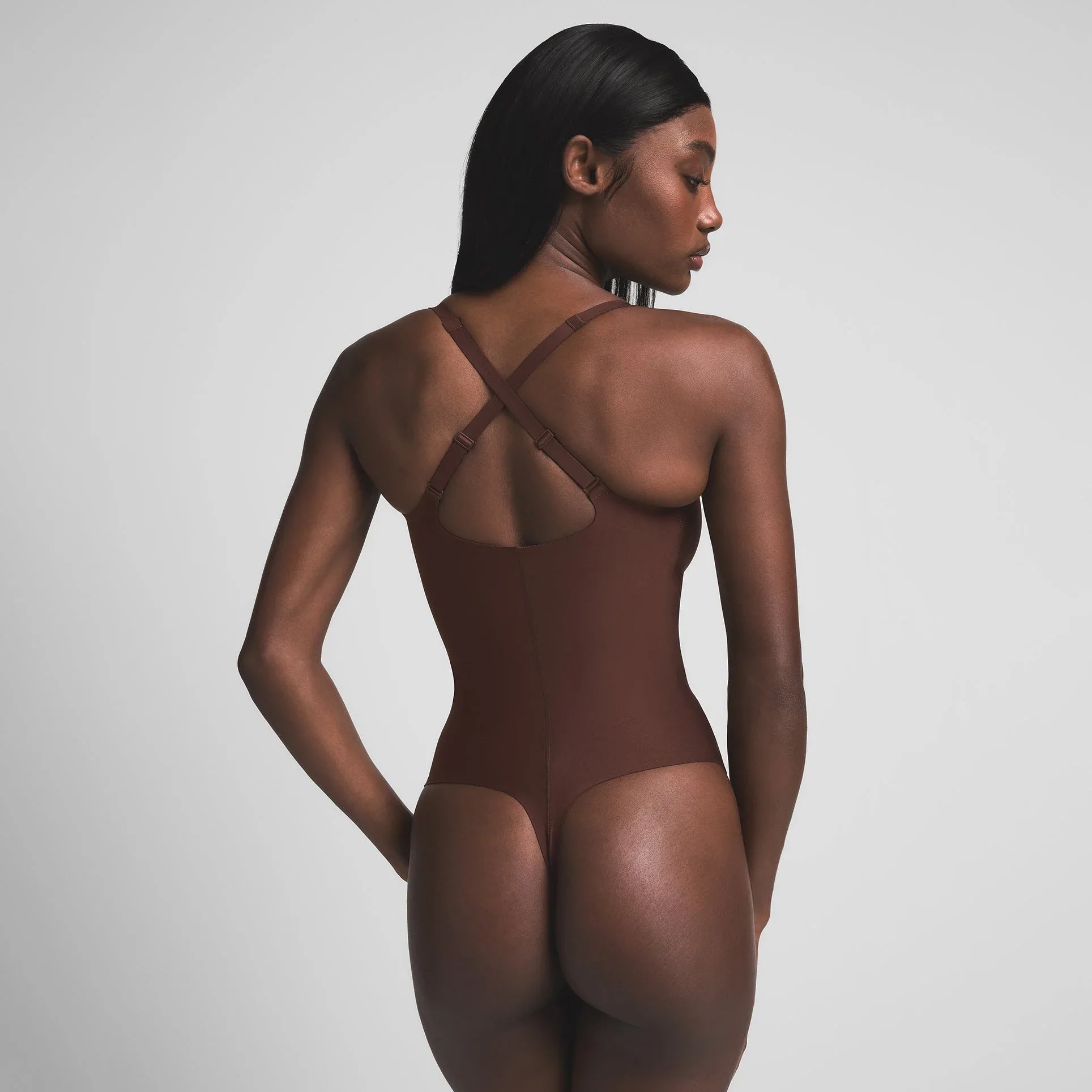 SKIMS BODY CORE SCULPT PLUNGE THONG BODYSUIT | COCOA - BODYSUIT - My Suti