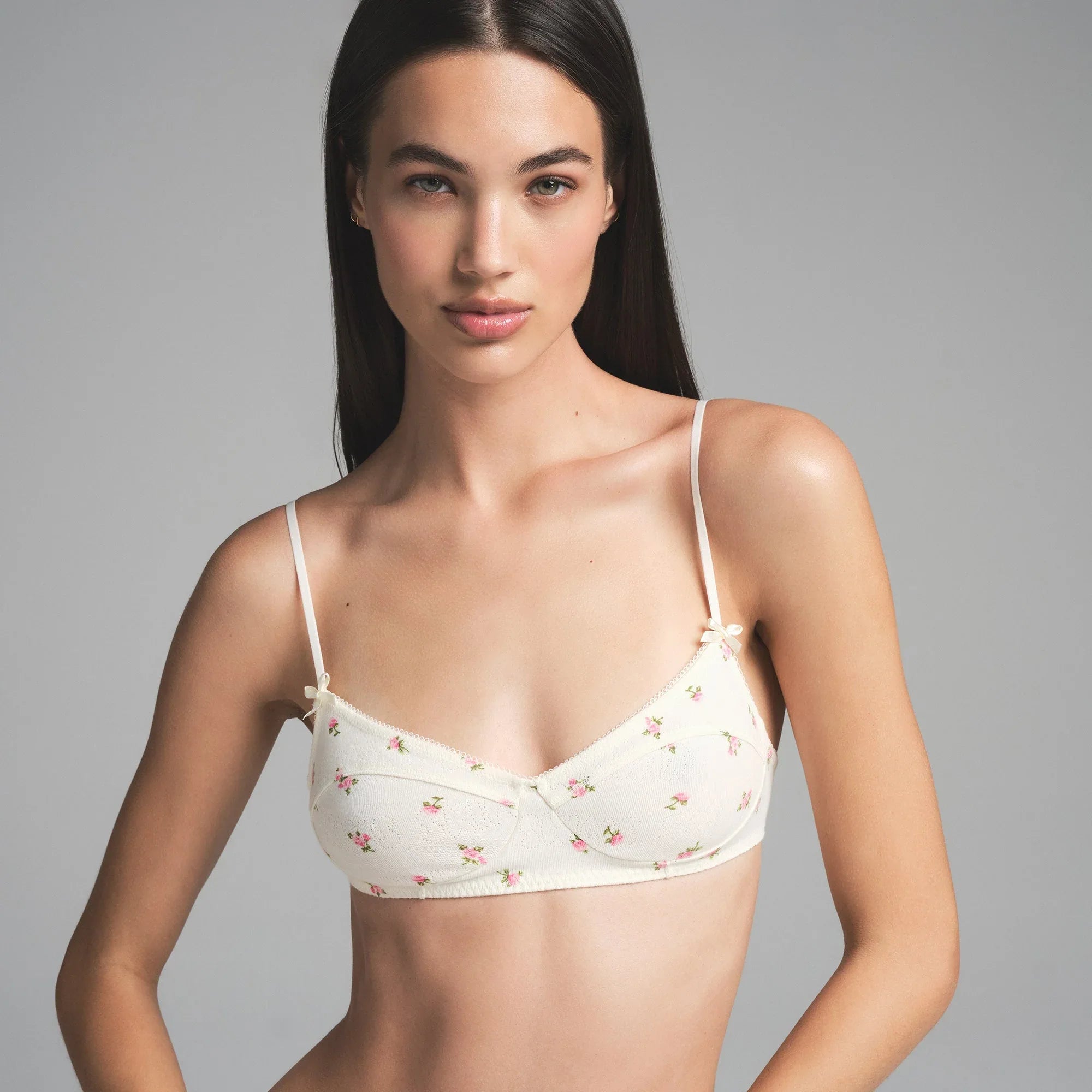 SKIMS LOGO POINTELLE BRALETTE | MARBLE PINK ROSEBUD PRINT - SÜTYEN - My Suti