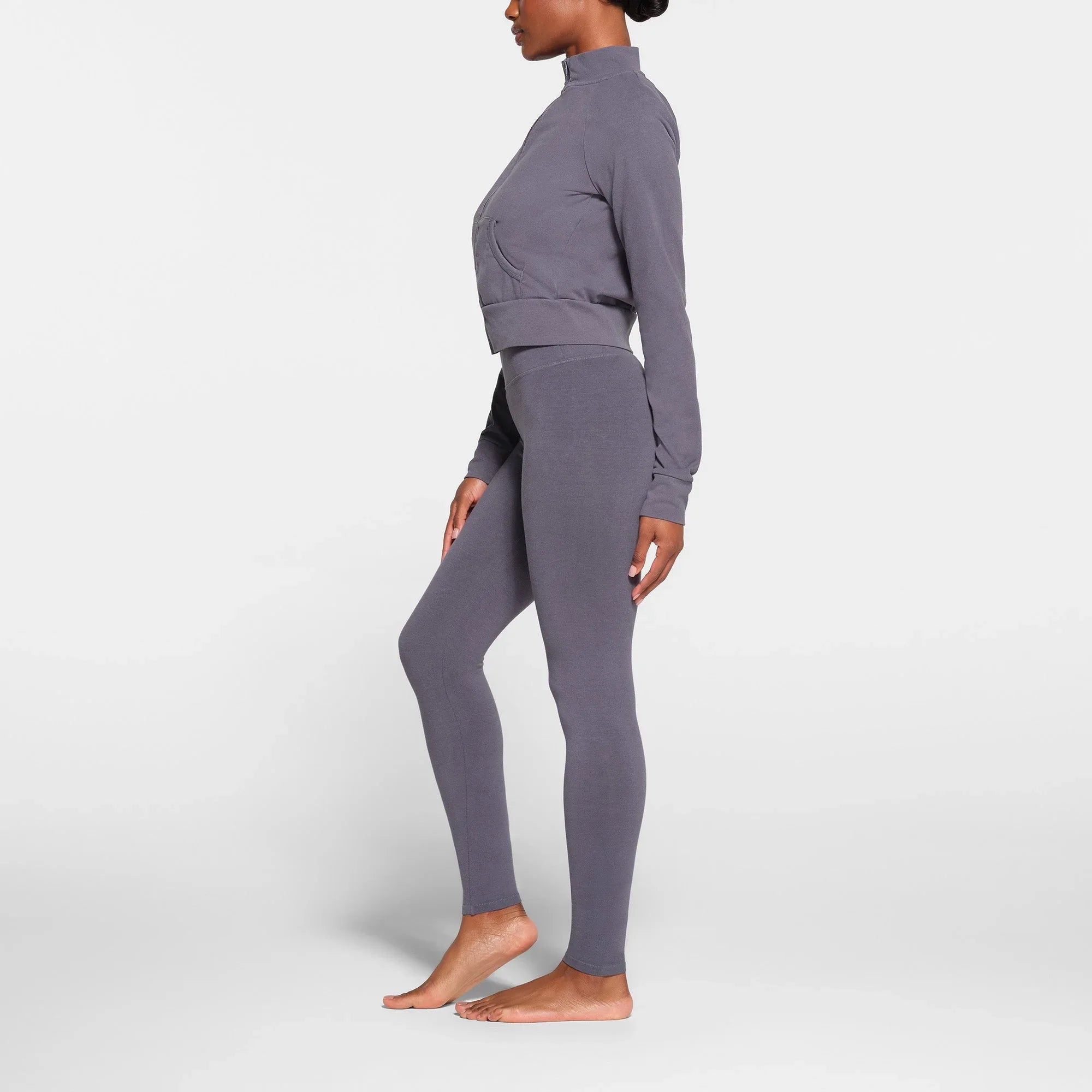 SKIMS OUTDOOR HIGH-WAISTED BANDED LEGGING | STEEL BLUE - TAYT - My Suti