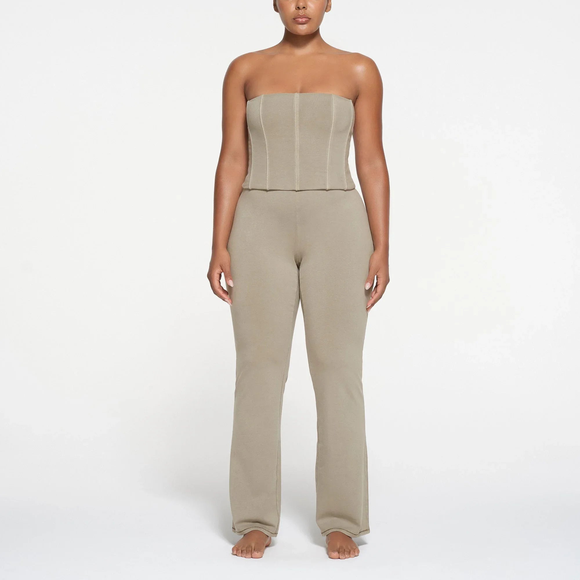 SKIMS OUTDOOR HIGH-WAISTED FLARE LEGGING | TAUPE - TAYT - My Suti