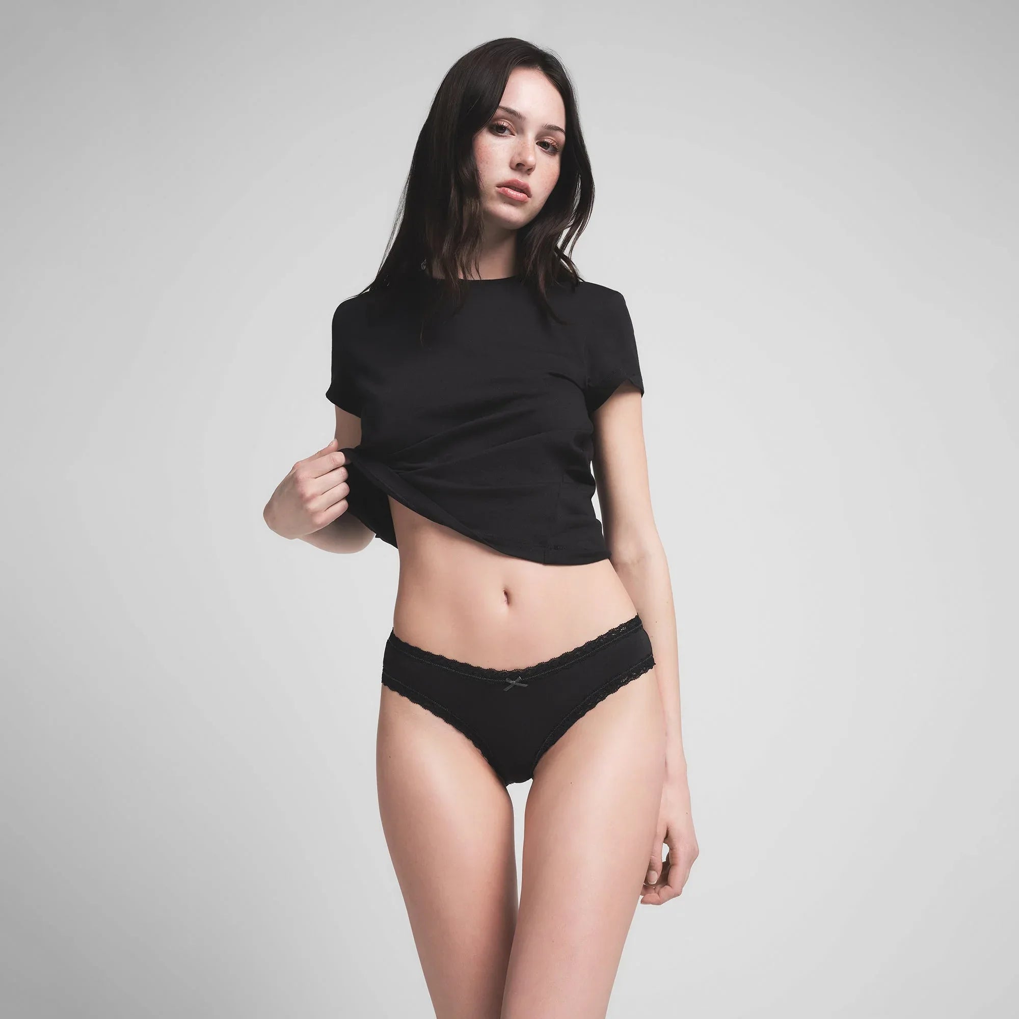 SKIMS LIGHTWEIGHT COTTON LACE BRIEF | SOOT - KÜLOT - My Suti