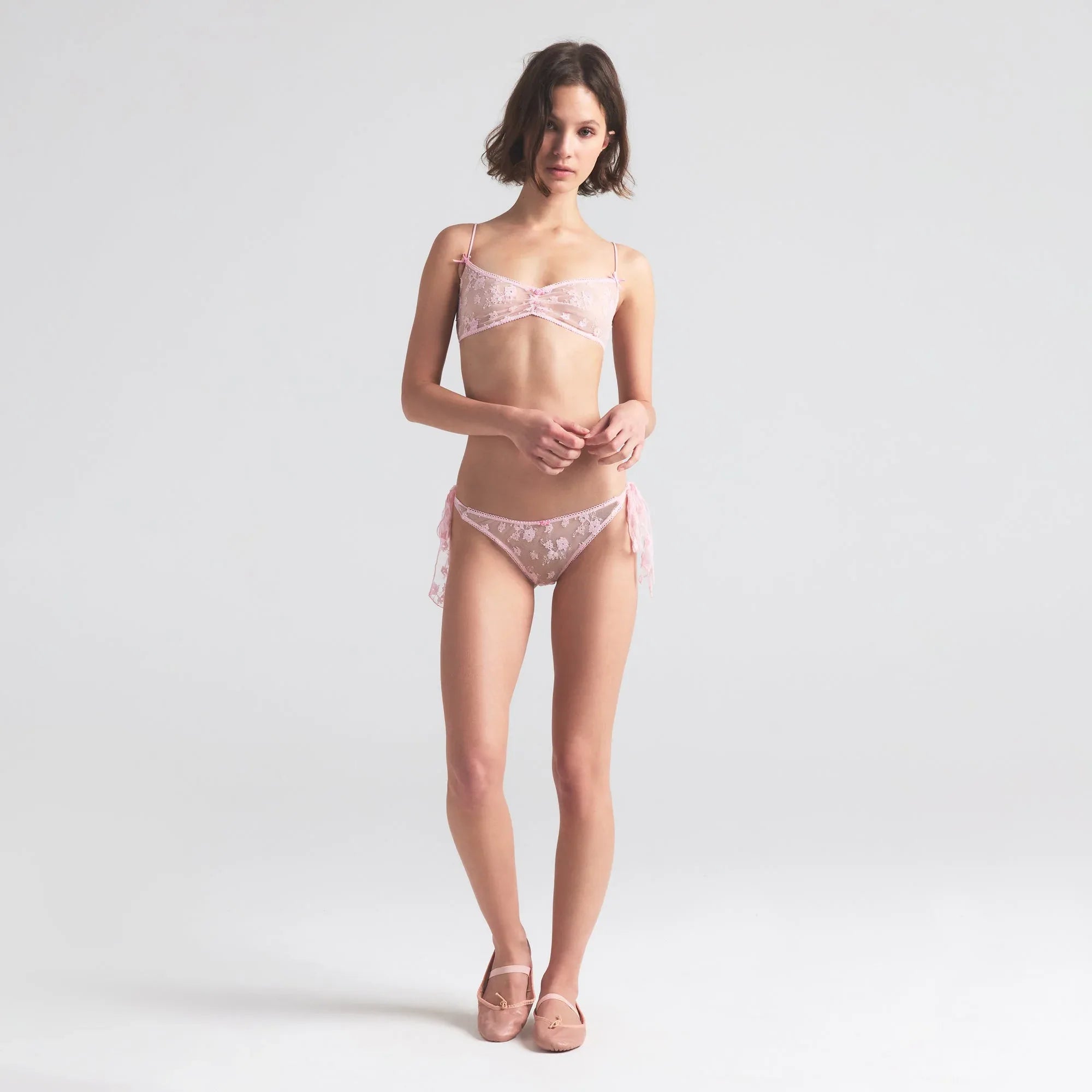 SKIMS SPRING INTIMATES TIE SIDE BRIEF | CHERRY BLOSSOM TWO TONE - KÜLOT - My Suti