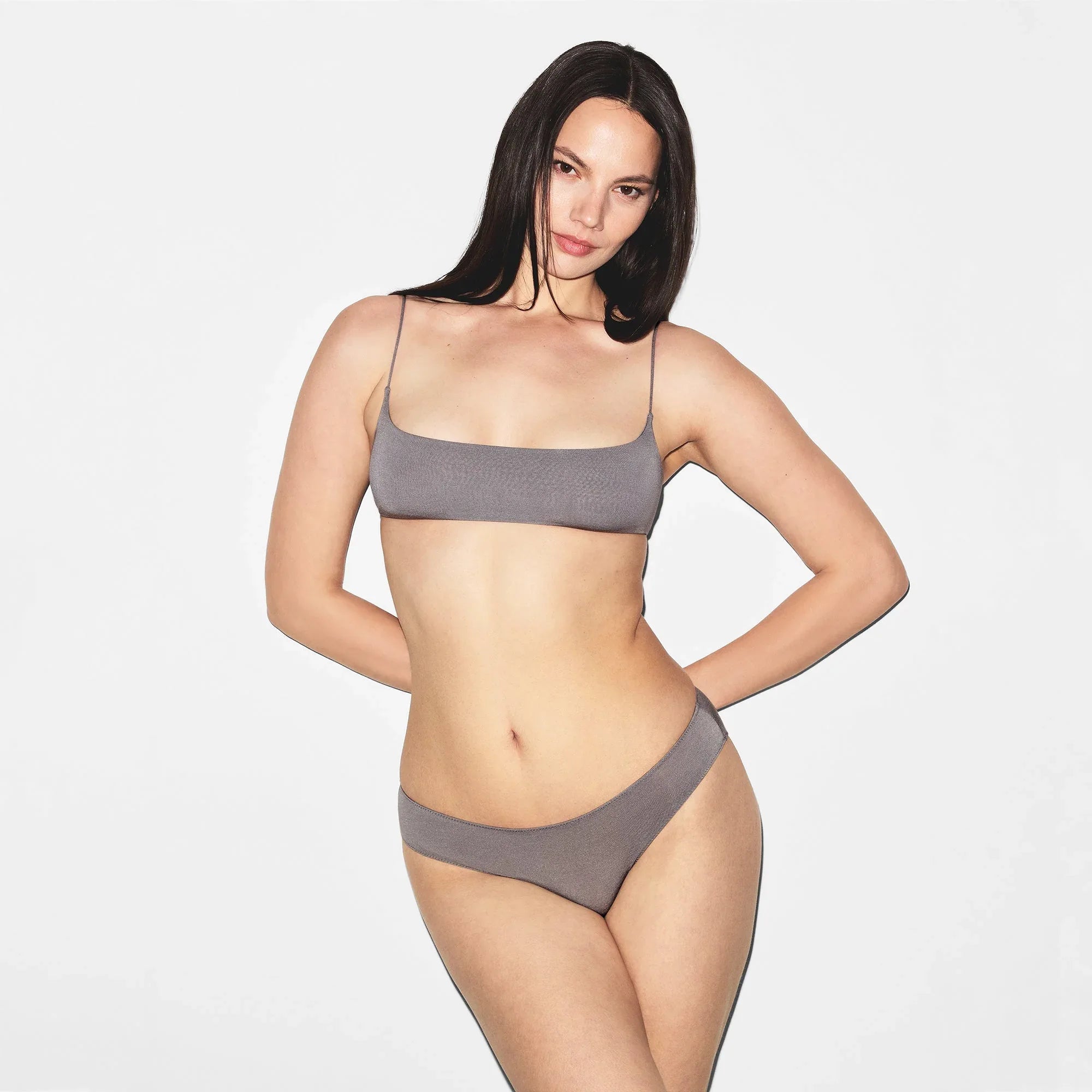 SKIMS MODAL BRIEF | SHADOW - KÜLOT - My Suti