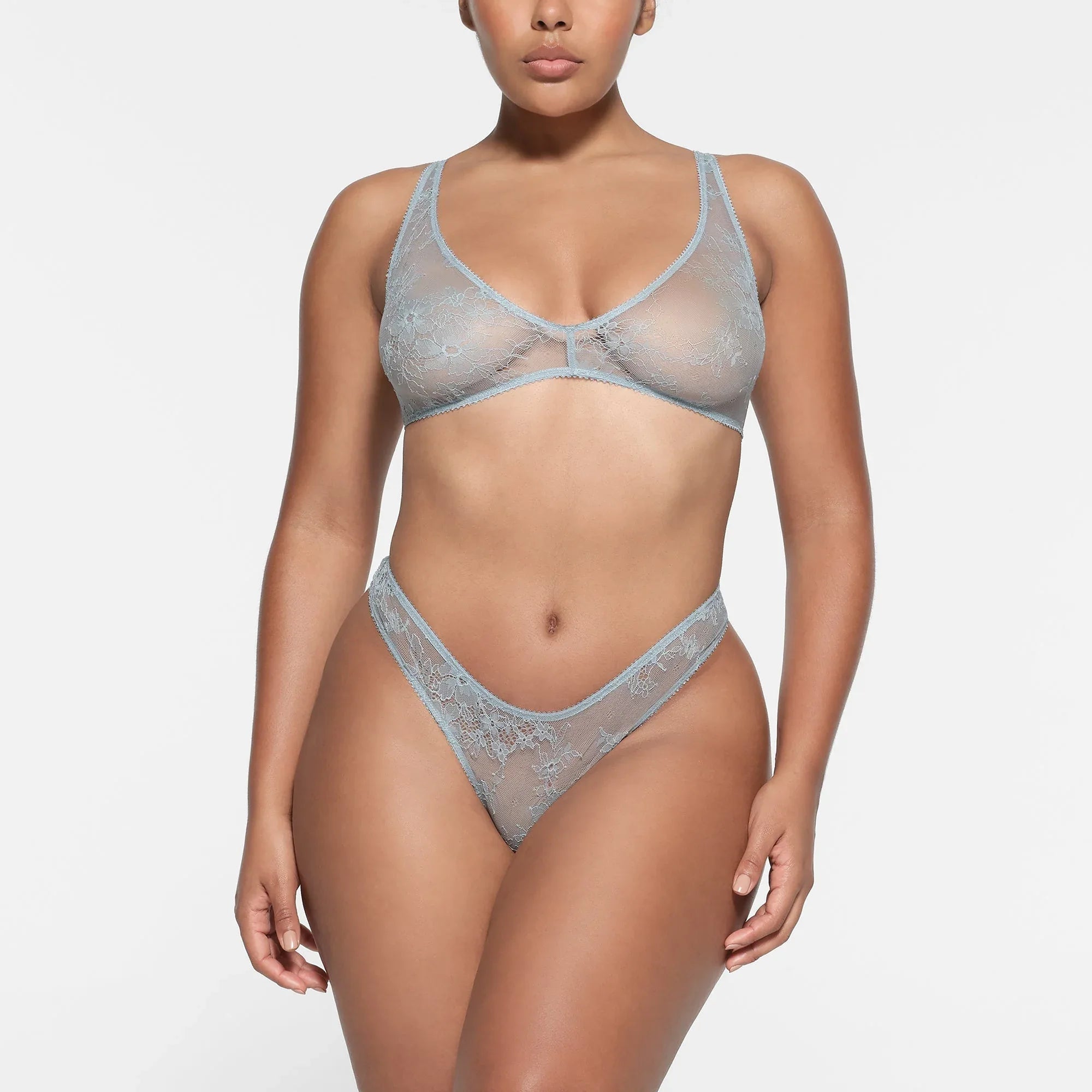 SKIMS ULTRA FINE LACE PLUNGE BRALETTE | DENIM - SÜTYEN - My Suti