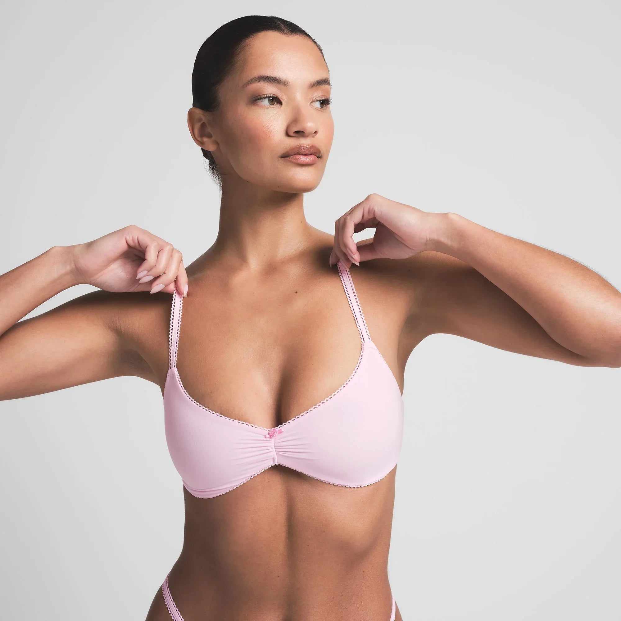 SKIMS FITS EVERYBODY PICOT SKIMPY SCOOP BRALETTE | CHERRY BLOSSOM TONAL - SÜTYEN - My Suti