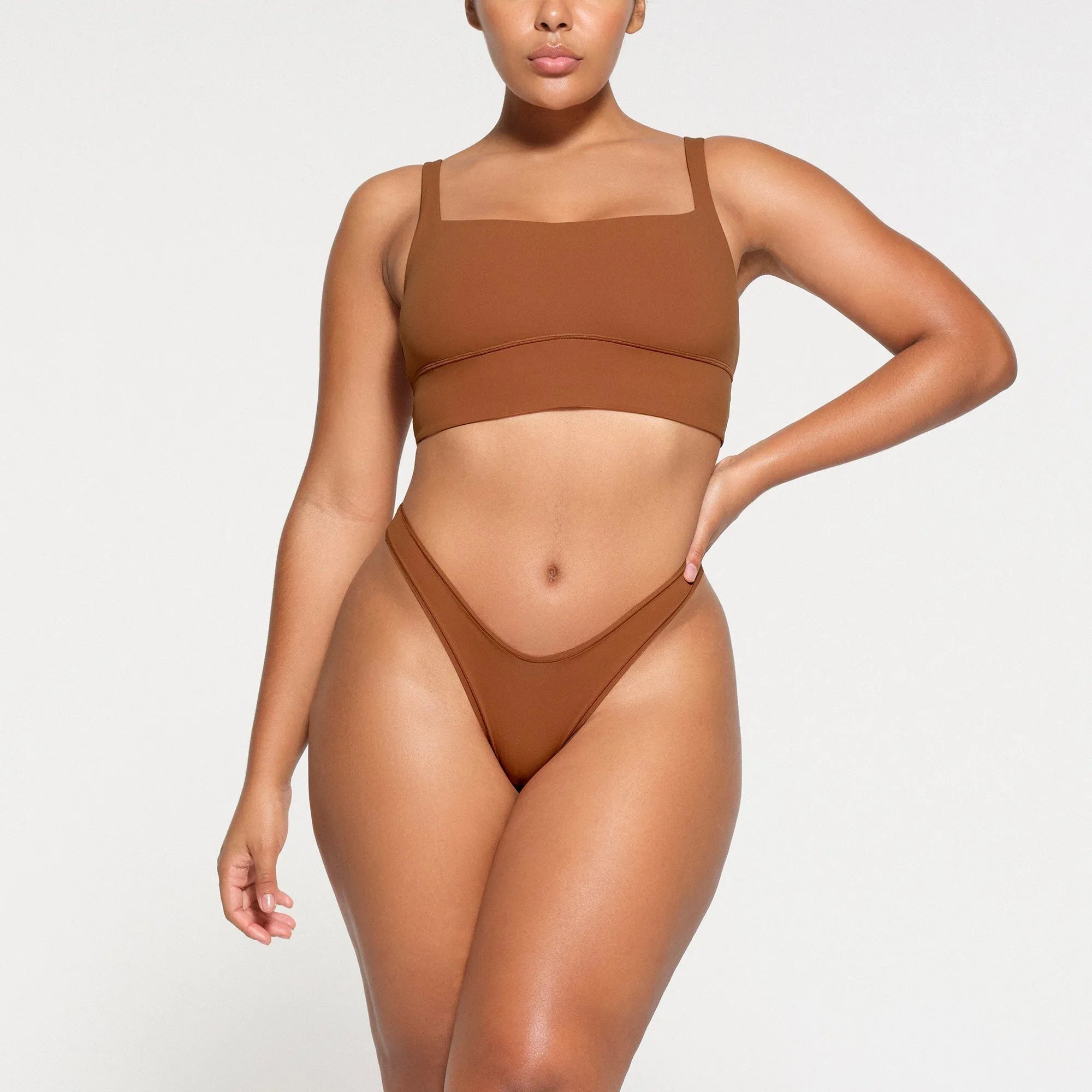 SKIMS FITS EVERYBODY SQUARE NECK LONGLINE BRALETTE | BRONZE - SÜTYEN - My Suti