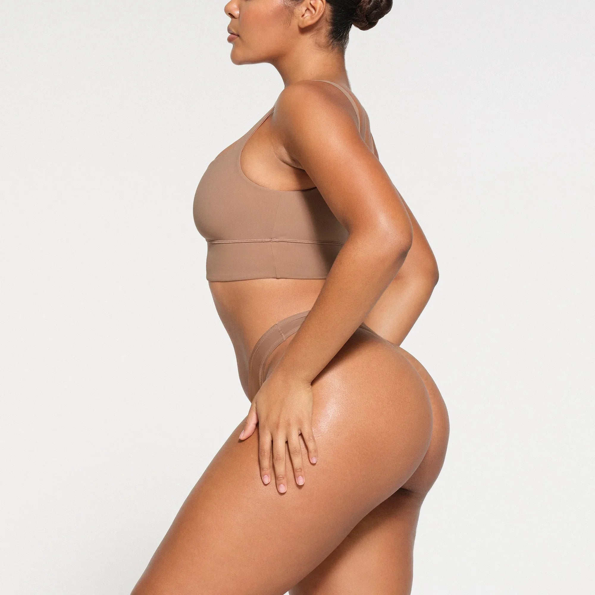 SKIMS FITS EVERYBODY SQUARE NECK LONGLINE BRALETTE | SIENNA - SÜTYEN - My Suti