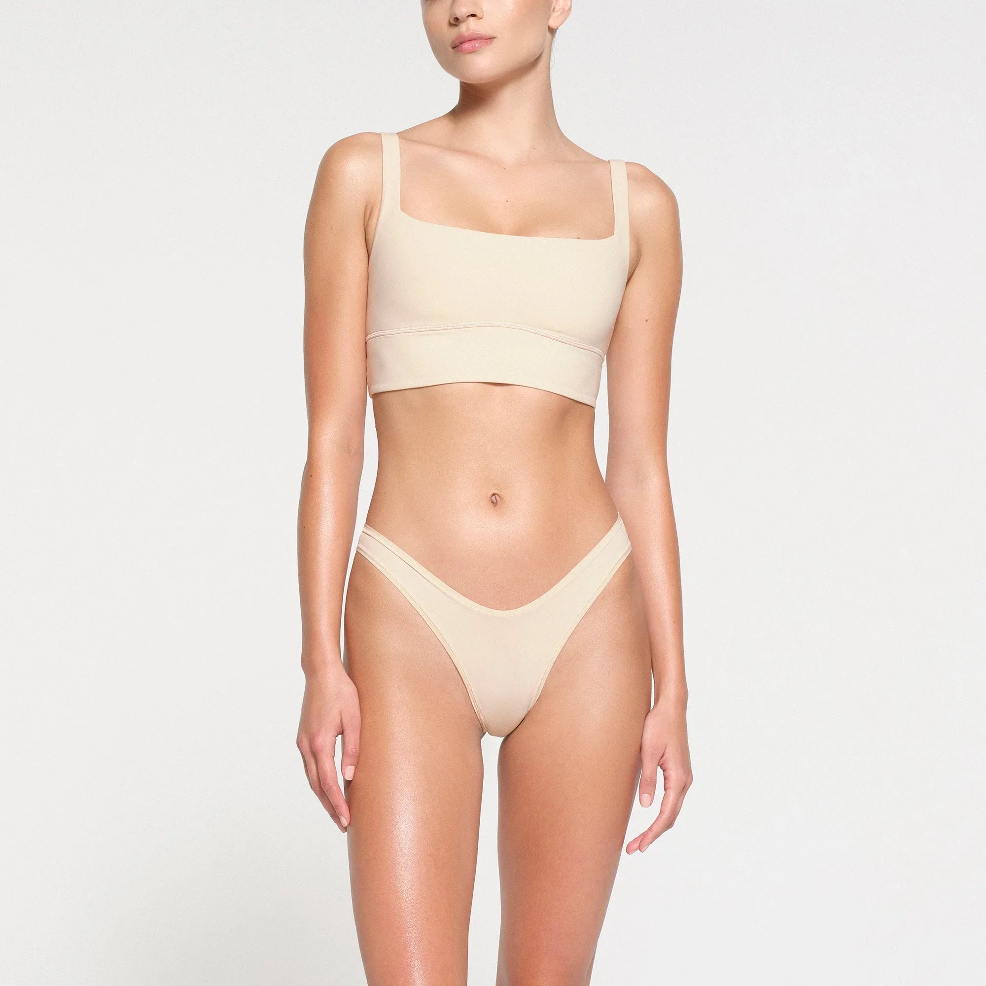 SKIMS FITS EVERYBODY SQUARE NECK LONGLINE BRALETTE | SAND - SÜTYEN - My Suti