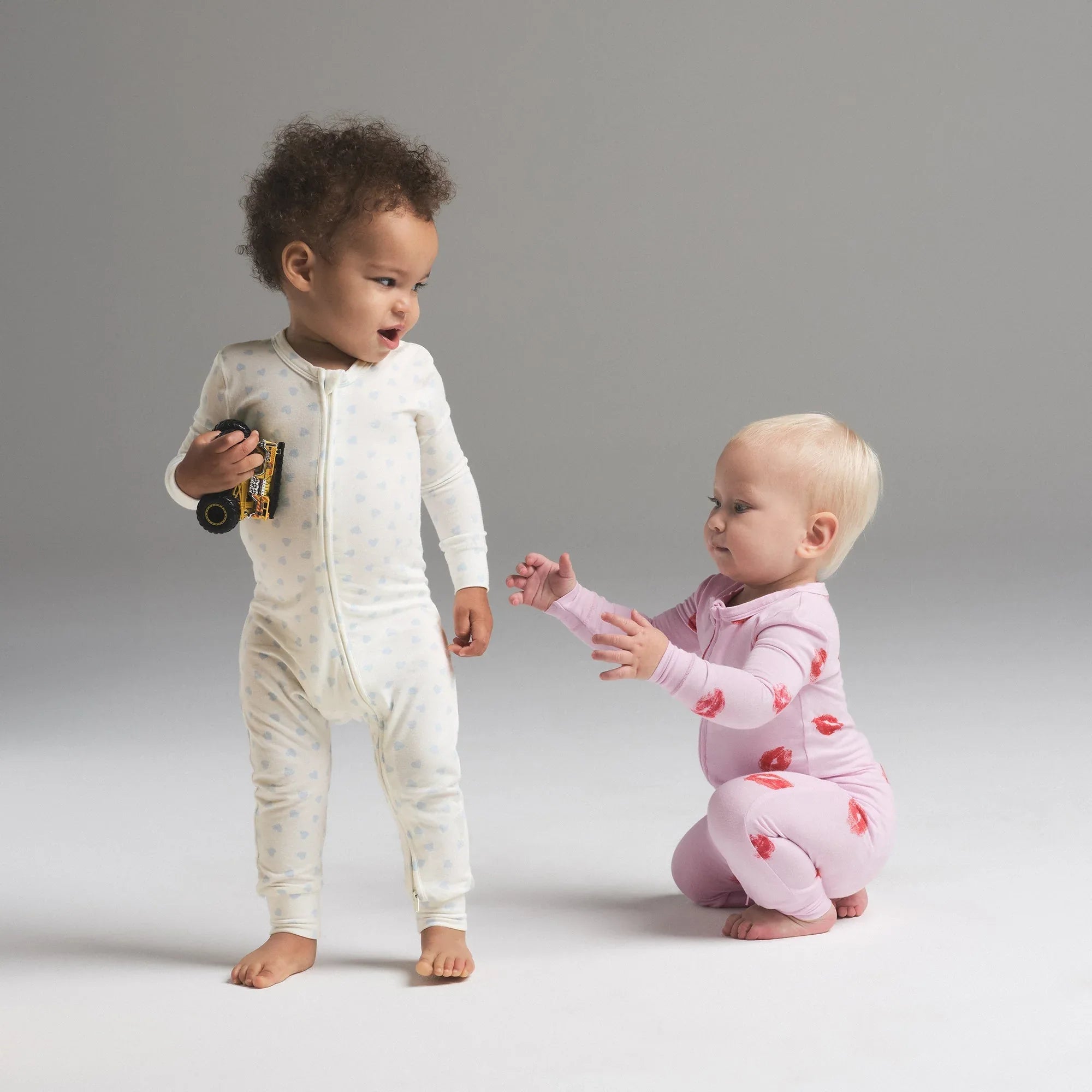 SKIMS SLEEP BABY ONESIE | MARBLE CLOUD HEART PRINT - TULUM - My Suti