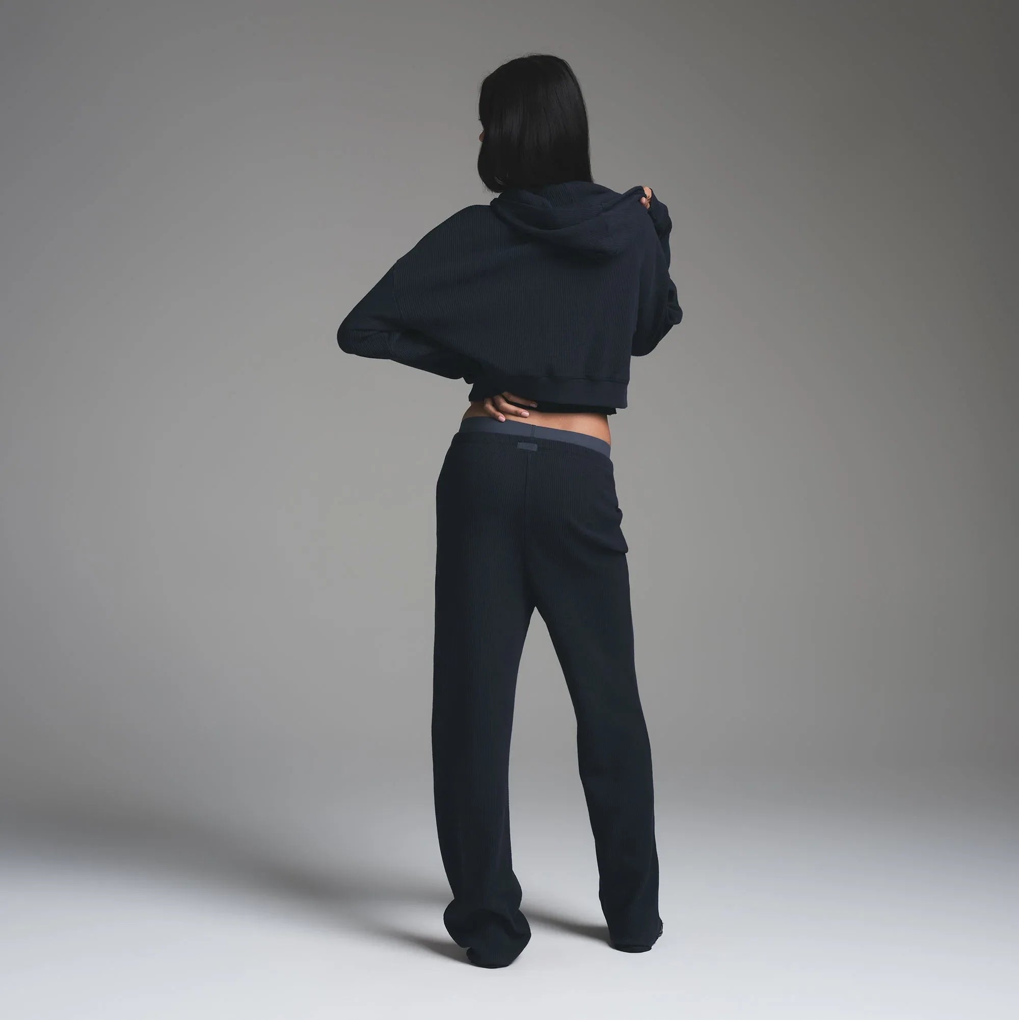 SKIMS HEAVY WAFFLE CROPPED ZIP UP HOODIE | NAVY - KAPŞONLU ÜST - My Suti