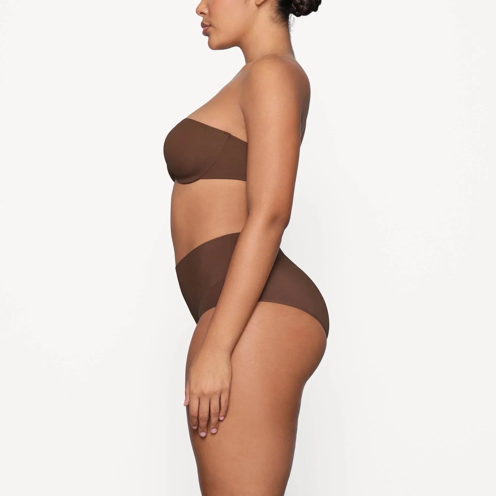 SKIMS SMOOTHING INTIMATES HIGH-WAISTED BRIEF | JASPER - KÜLOT - My Suti