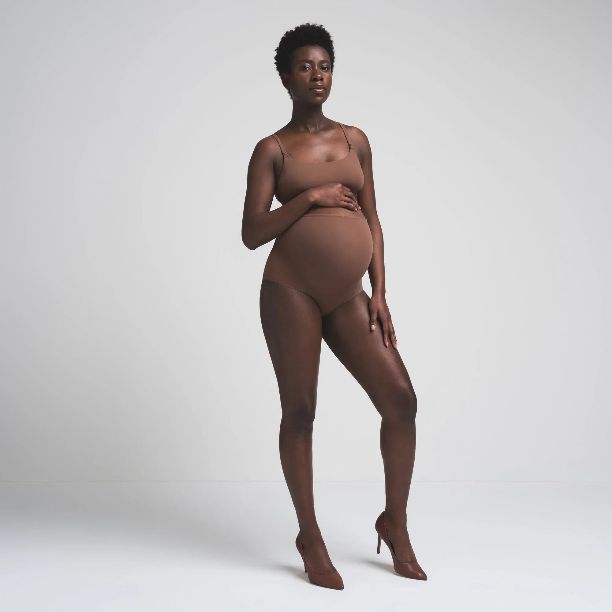 SKIMS FITS EVERYBODY MATERNITY HIGH-WAISTED BRIEF | JASPER - KÜLOT - My Suti