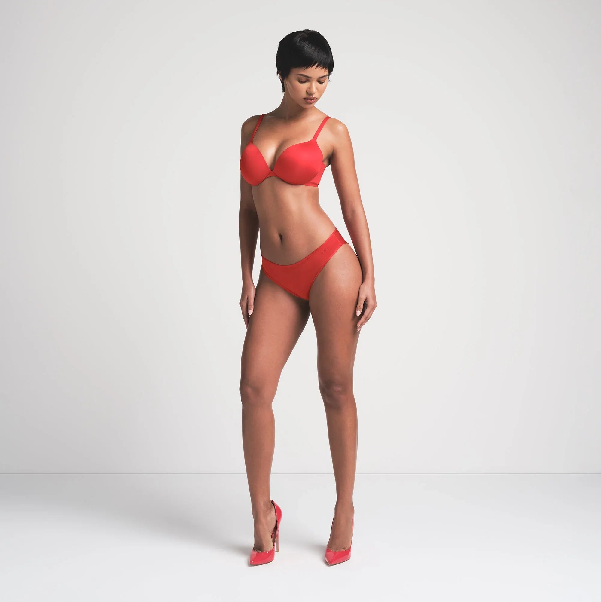 SKIMS SHINE FOUNDATIONS CHEEKY BRIEF | CAYENNE - KÜÇÜK KALIP - My Suti