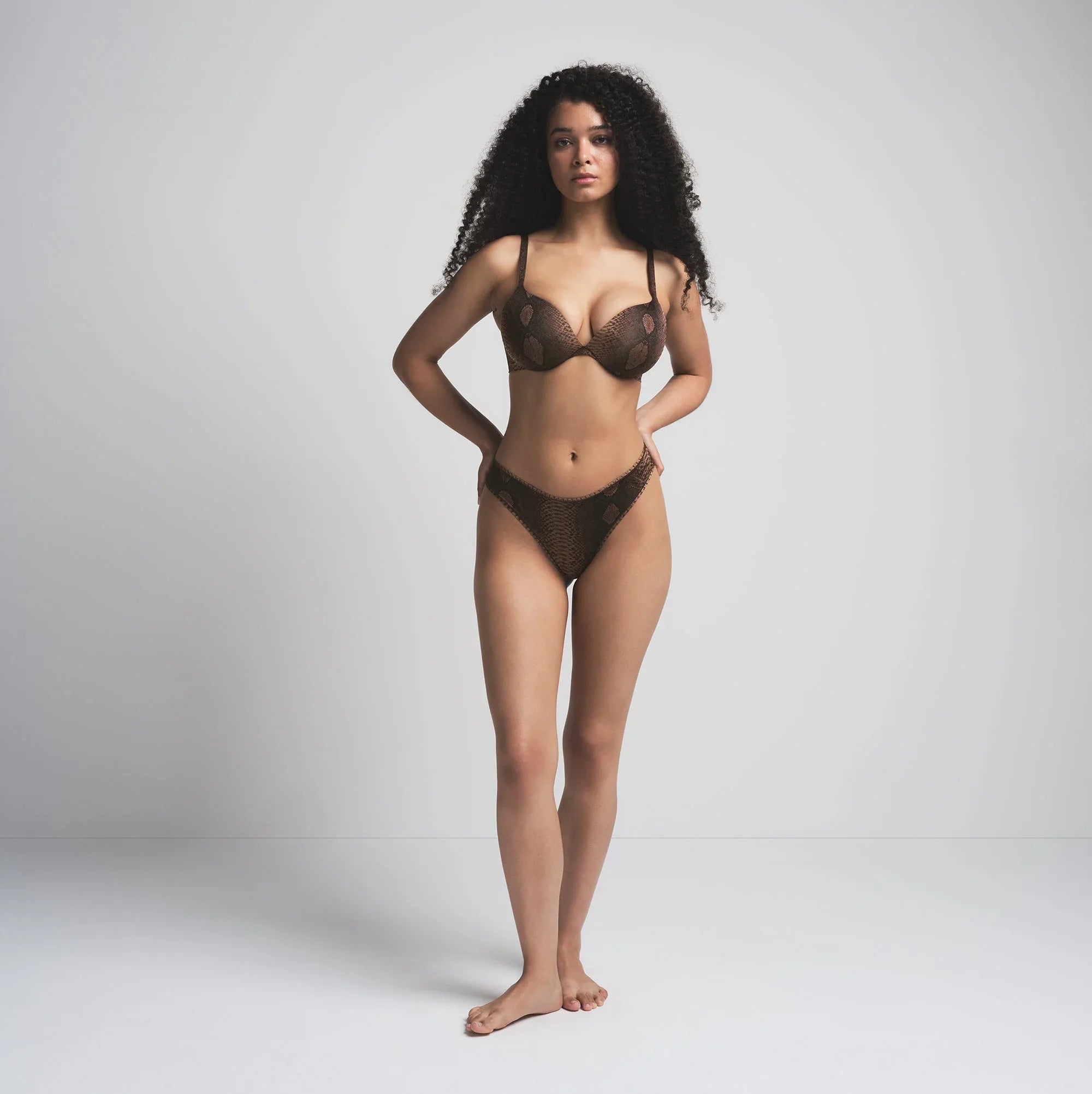 SKIMS SHINE FOUNDATIONS THONG | ESPRESSO SNAKESKIN PRINT - TAYT - My Suti