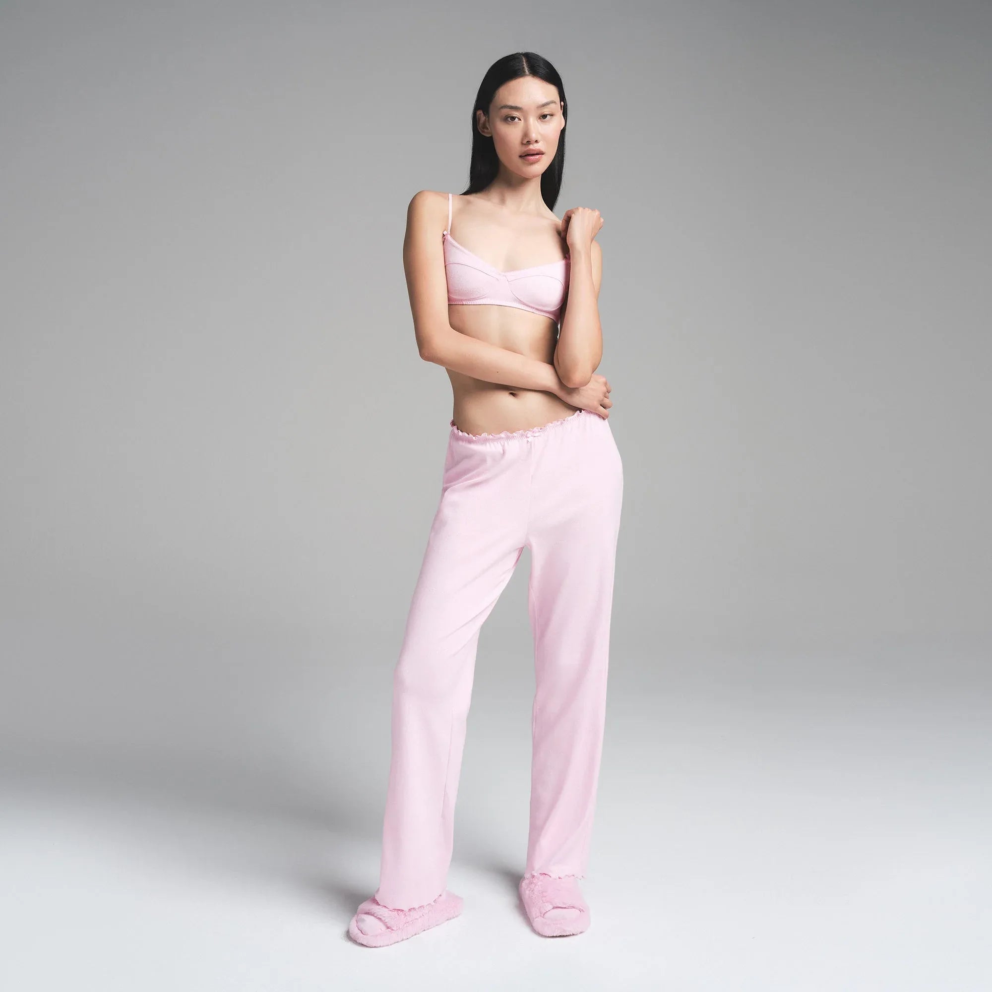 SKIMS LOGO POINTELLE STRAIGHT LEG PANT | CHERRY BLOSSOM - PANTOLON - My Suti