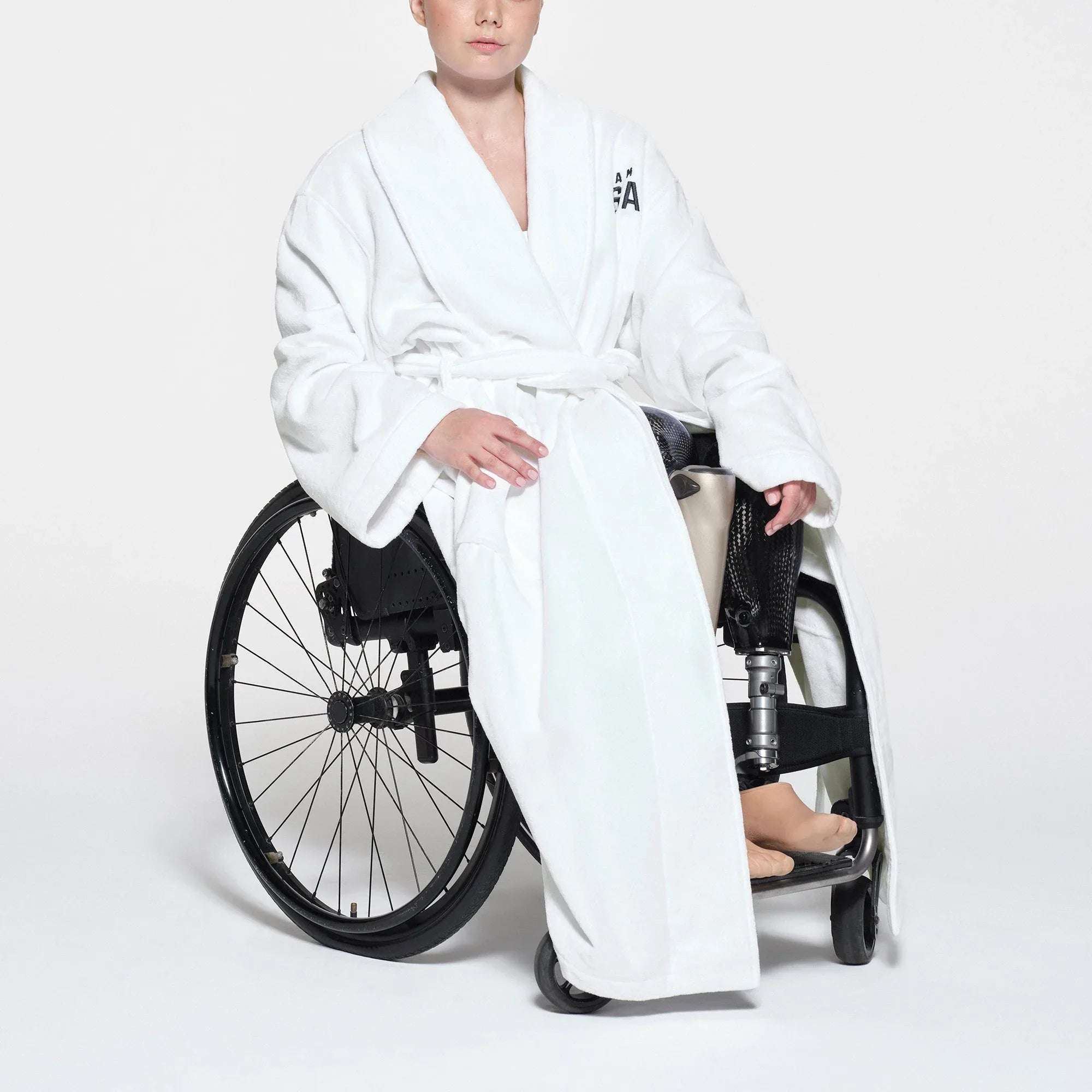 SKIMS FOR TEAM USA TERRY PARALYMPIC UNISEX ROBE | WHITE - ROBE - My Suti