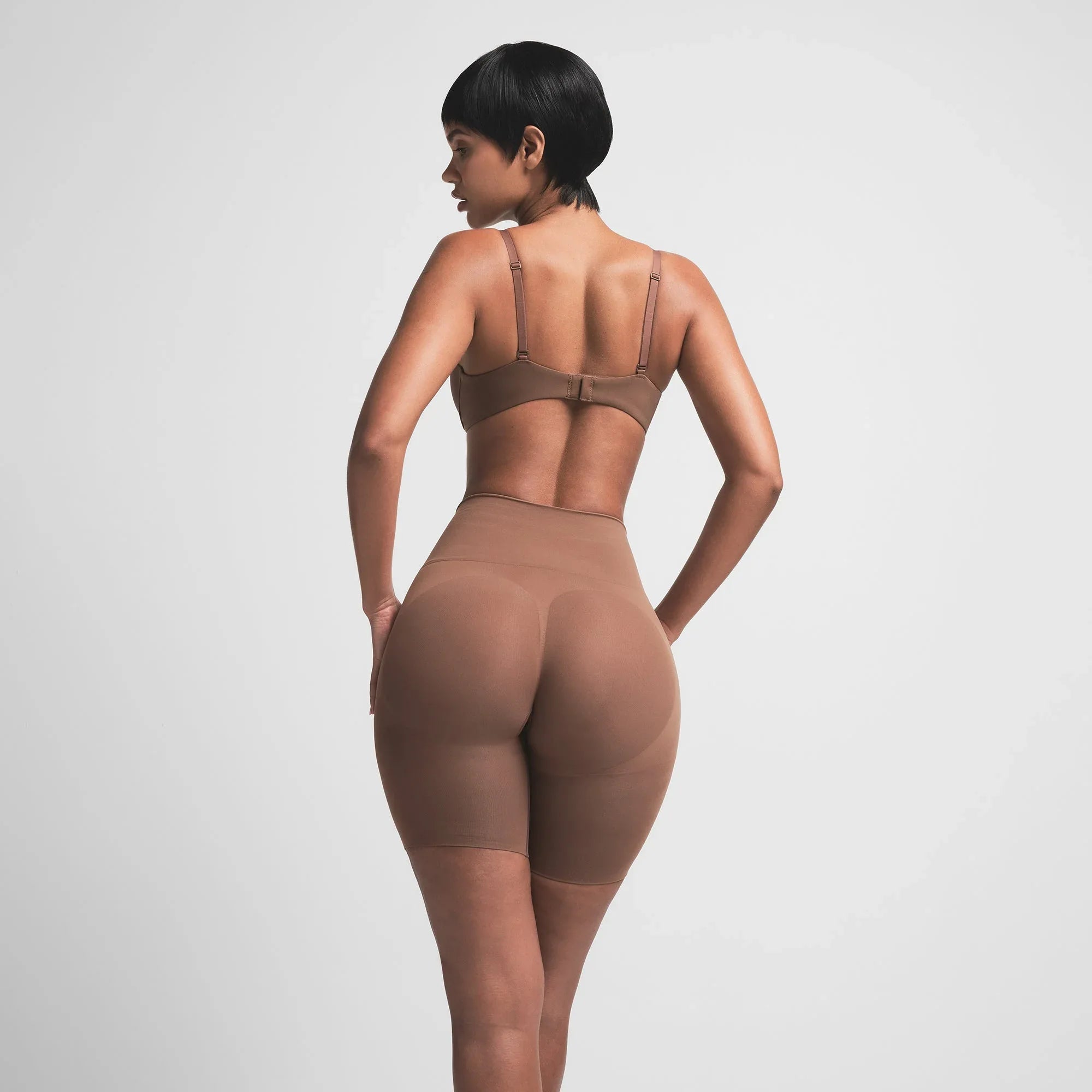 SKIMS SEAMLESS SCULPT BUTT LIFTING SHORT | JASPER - KISA ŞORT - My Suti