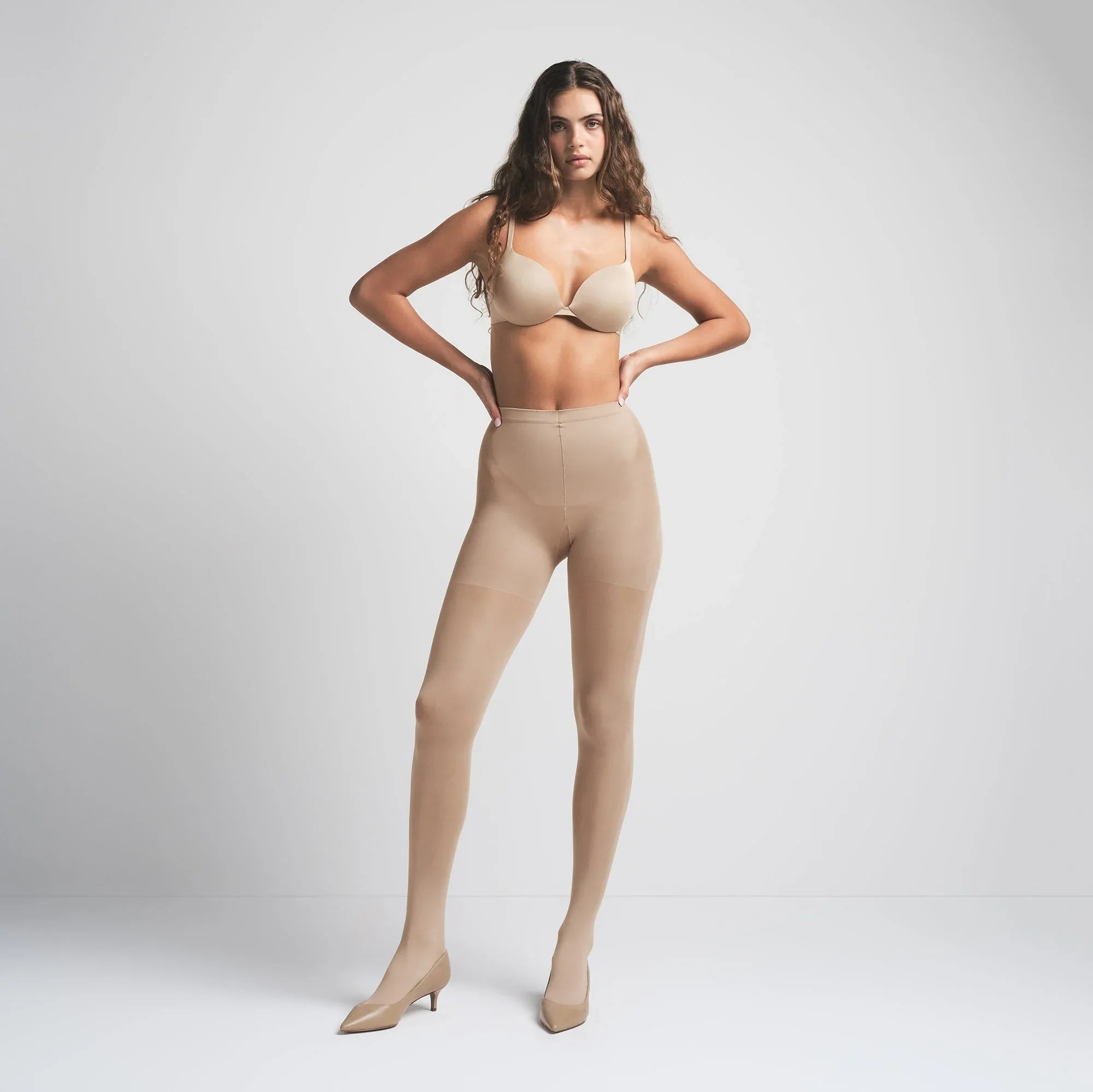 SKIMS HOSIERY SHAPING TIGHTS | CLAY - TAYT - My Suti