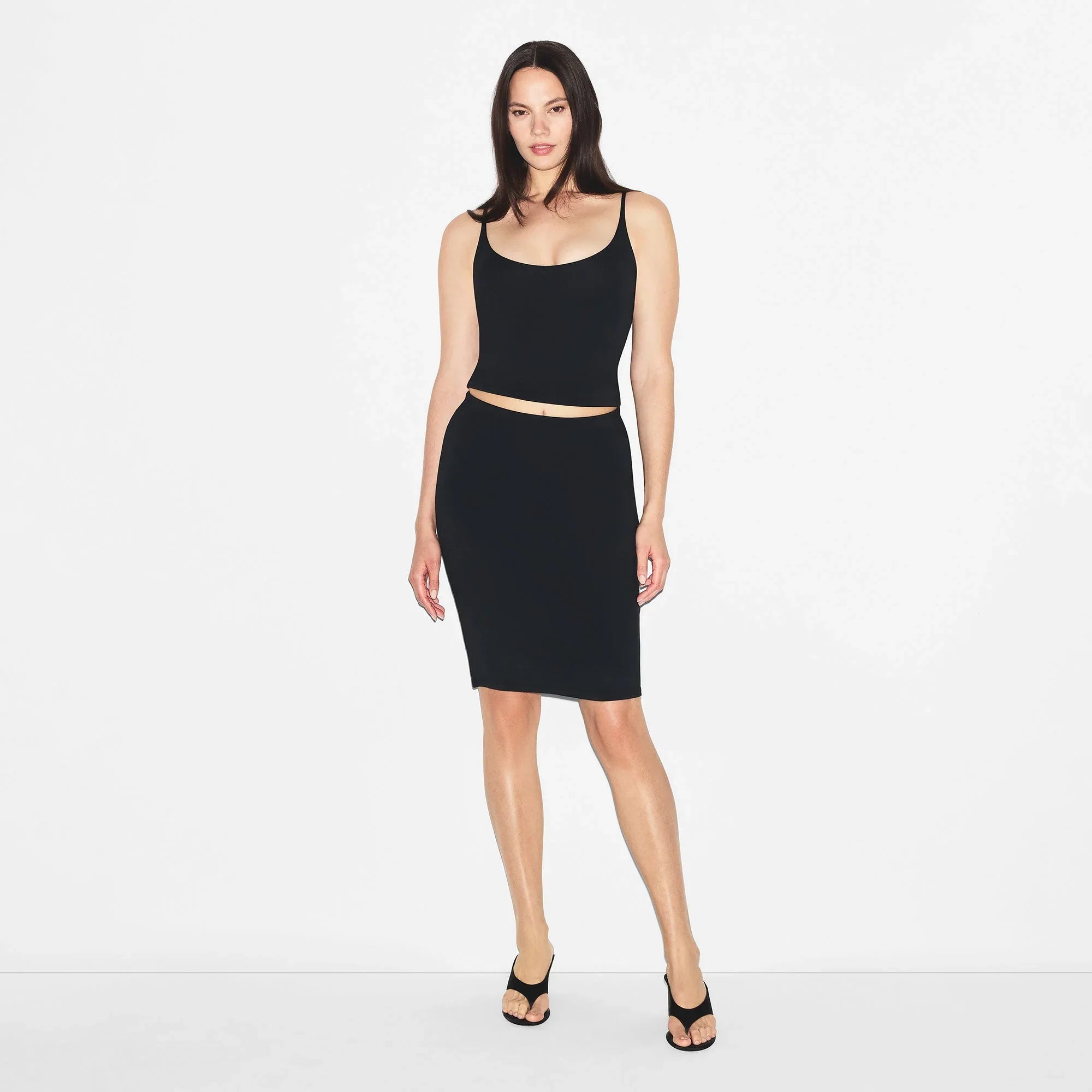 SKIMS SMOOTH LAYERS MIDI SKIRT | OBSIDIAN - ETEK - My Suti