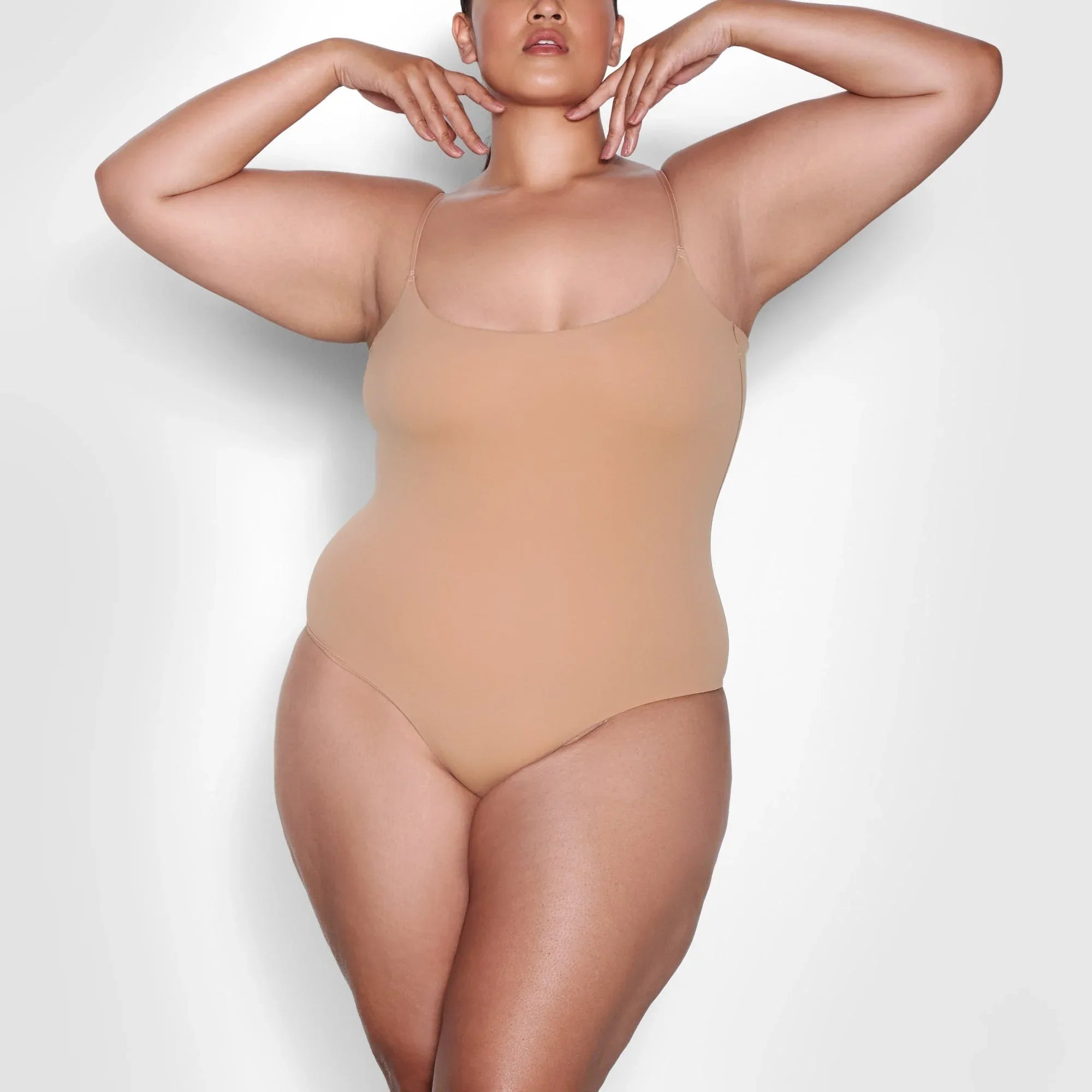SKIMS FITS EVERYBODY CAMI BODYSUIT | OCHRE - BODY - My Suti