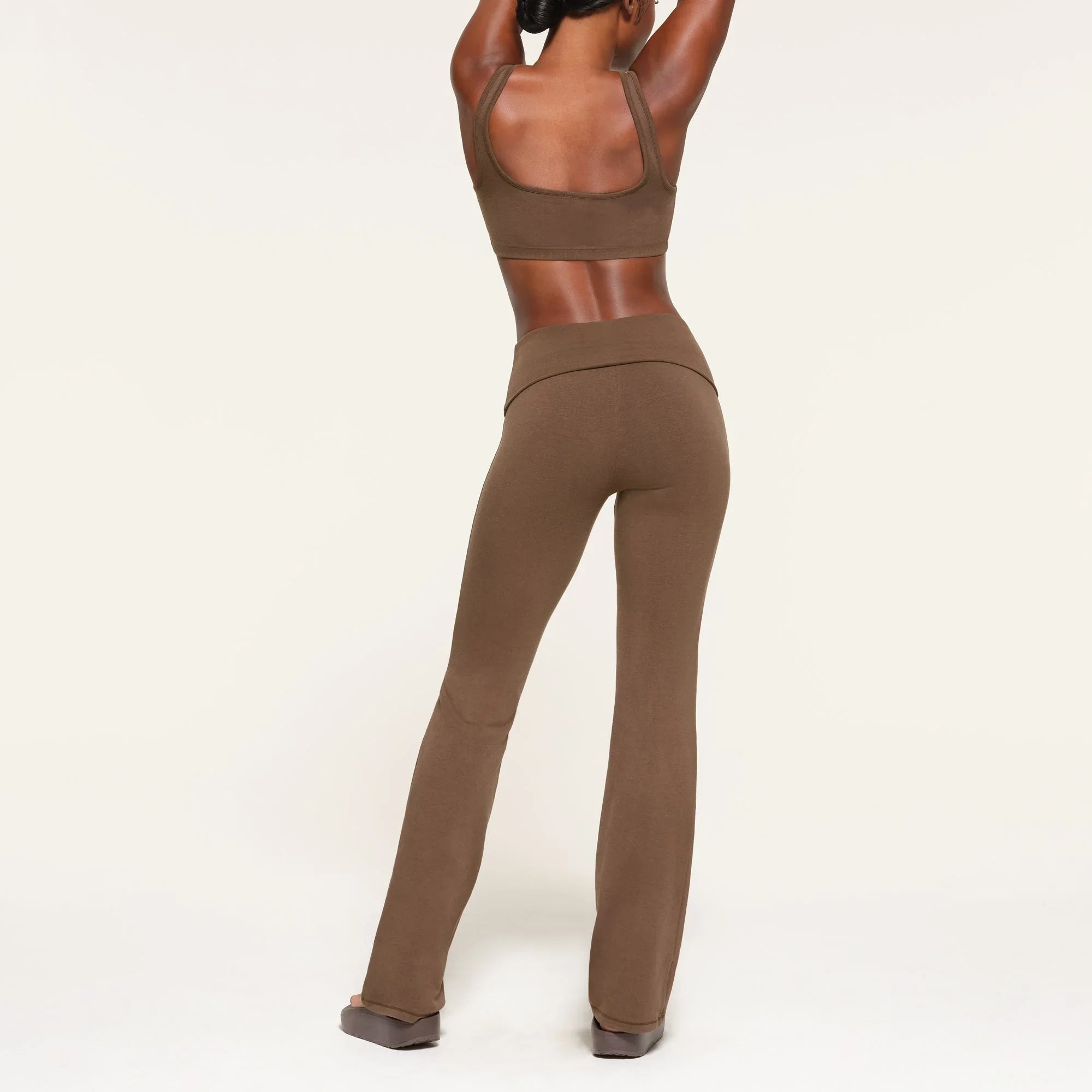 SKIMS OUTDOOR FOLDOVER BOOTCUT LEGGING | COCOA - TAYT - My Suti