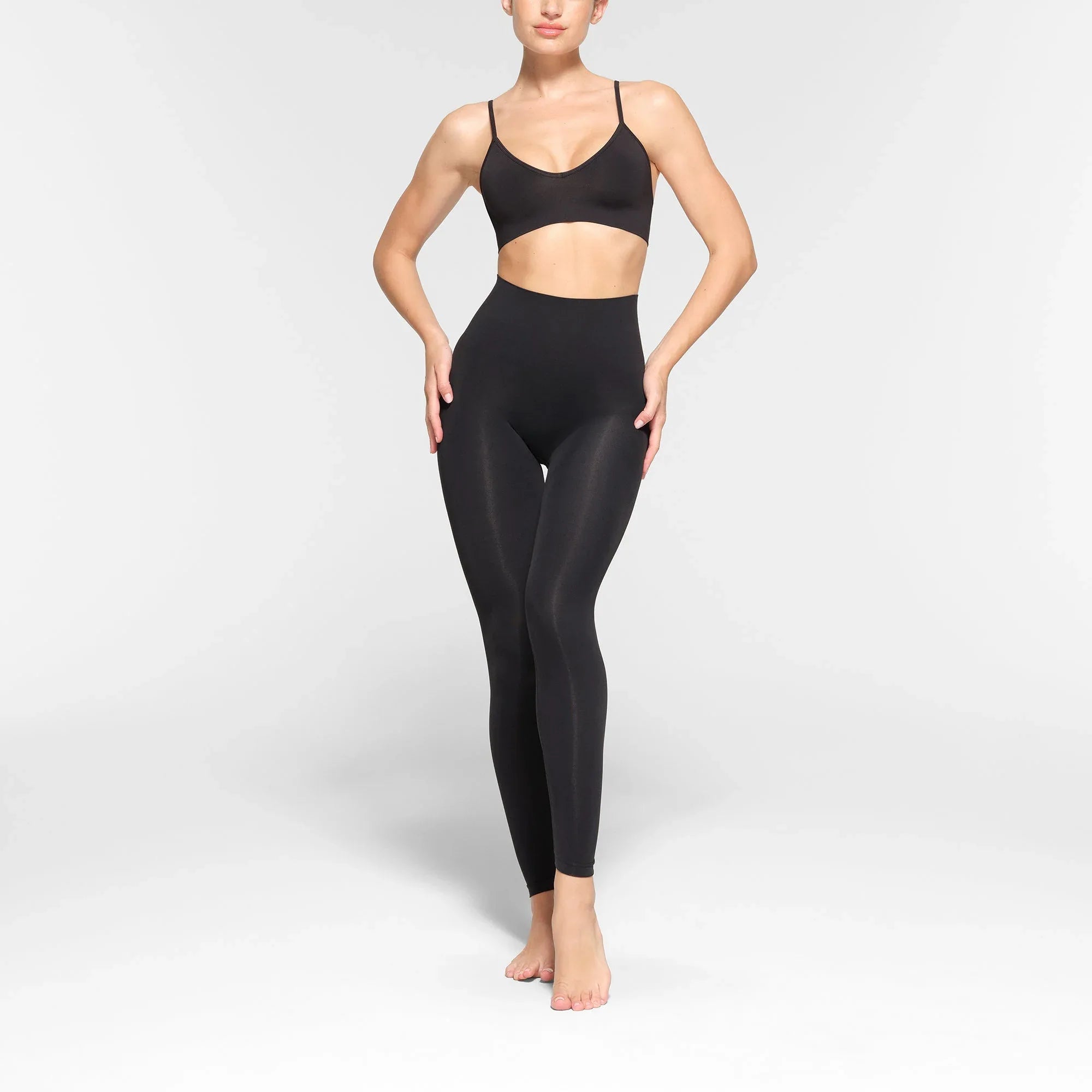 SKIMS SOFT SMOOTHING SEAMLESS LEGGING | ECLIPSE - TAYT - My Suti