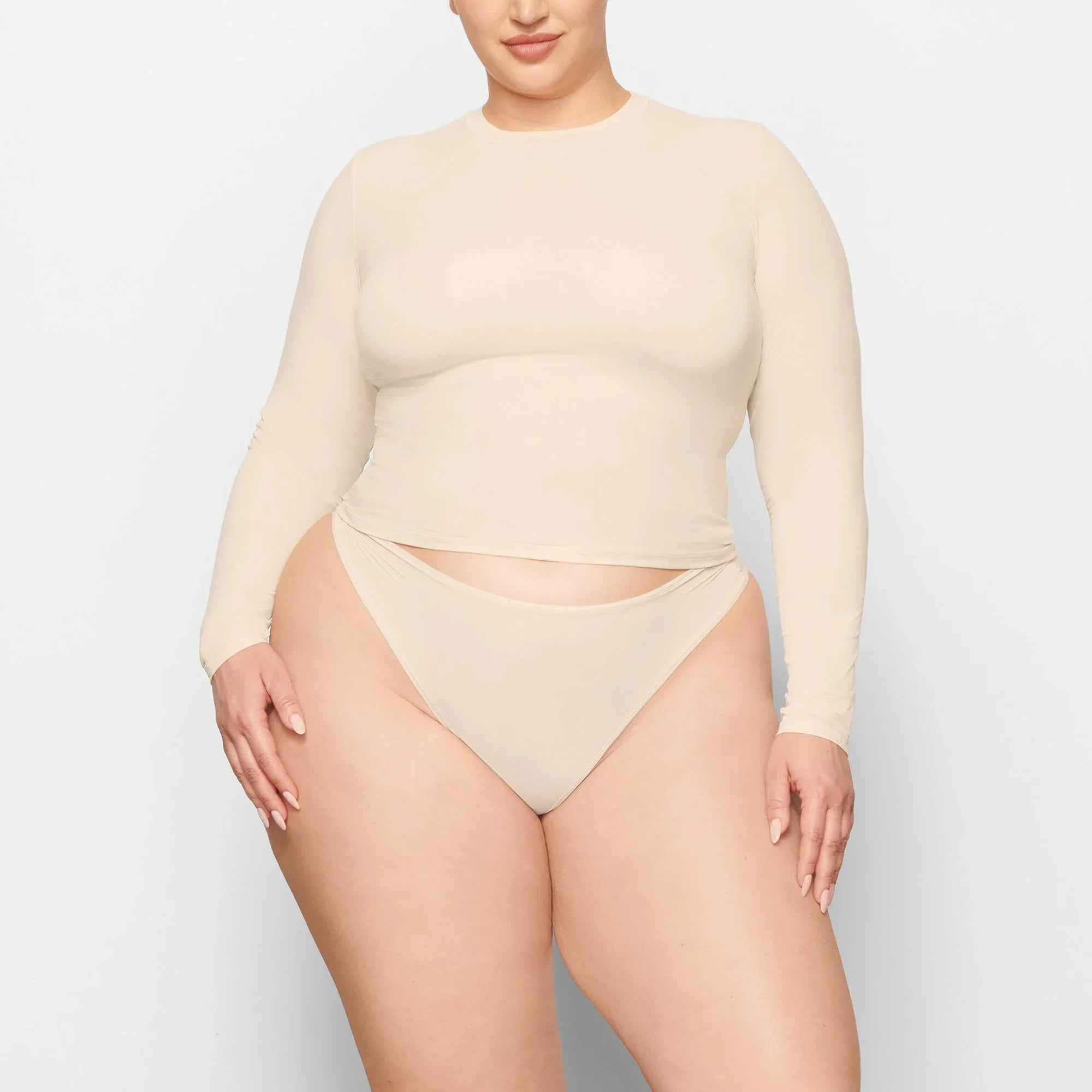 SKIMS FITS EVERYBODY LONG SLEEVE T-SHIRT | SAND - TİŞÖRT - My Suti