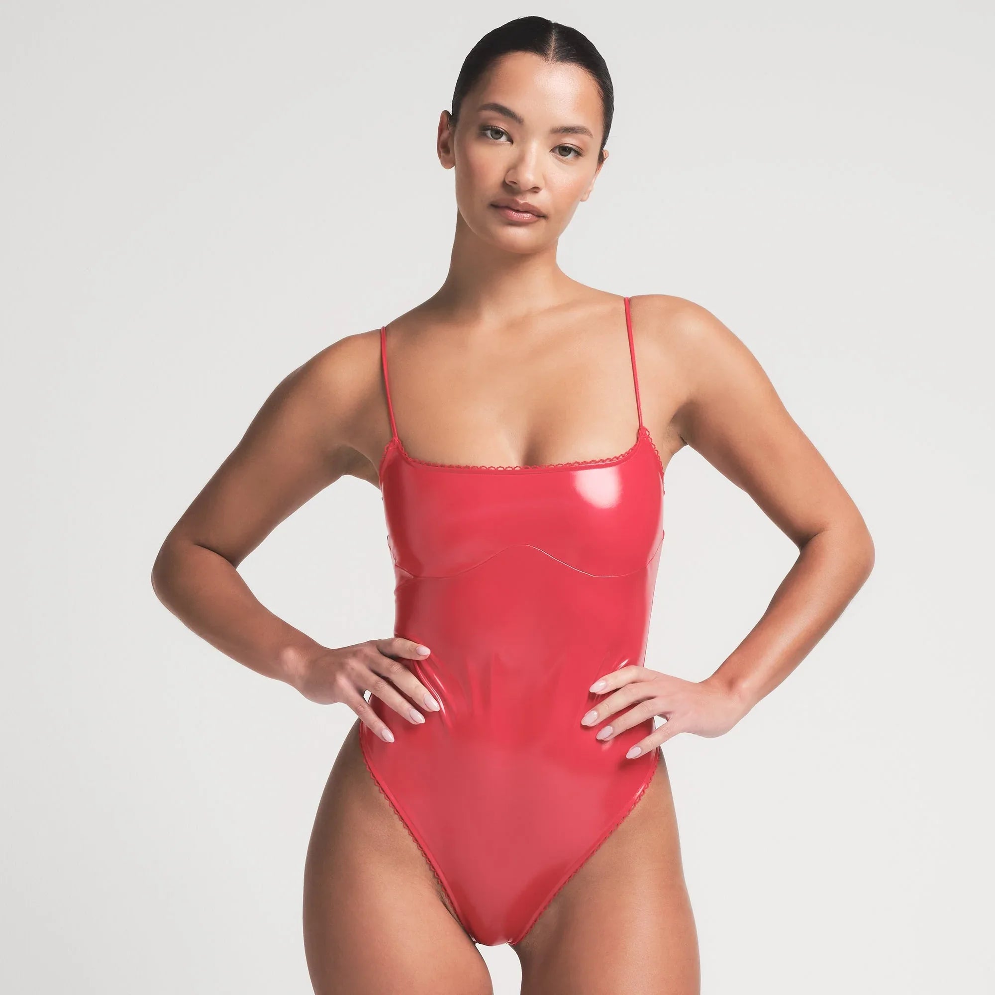 SKIMS VINYL THONG BODYSUIT | RED - BODYSUIT - My Suti