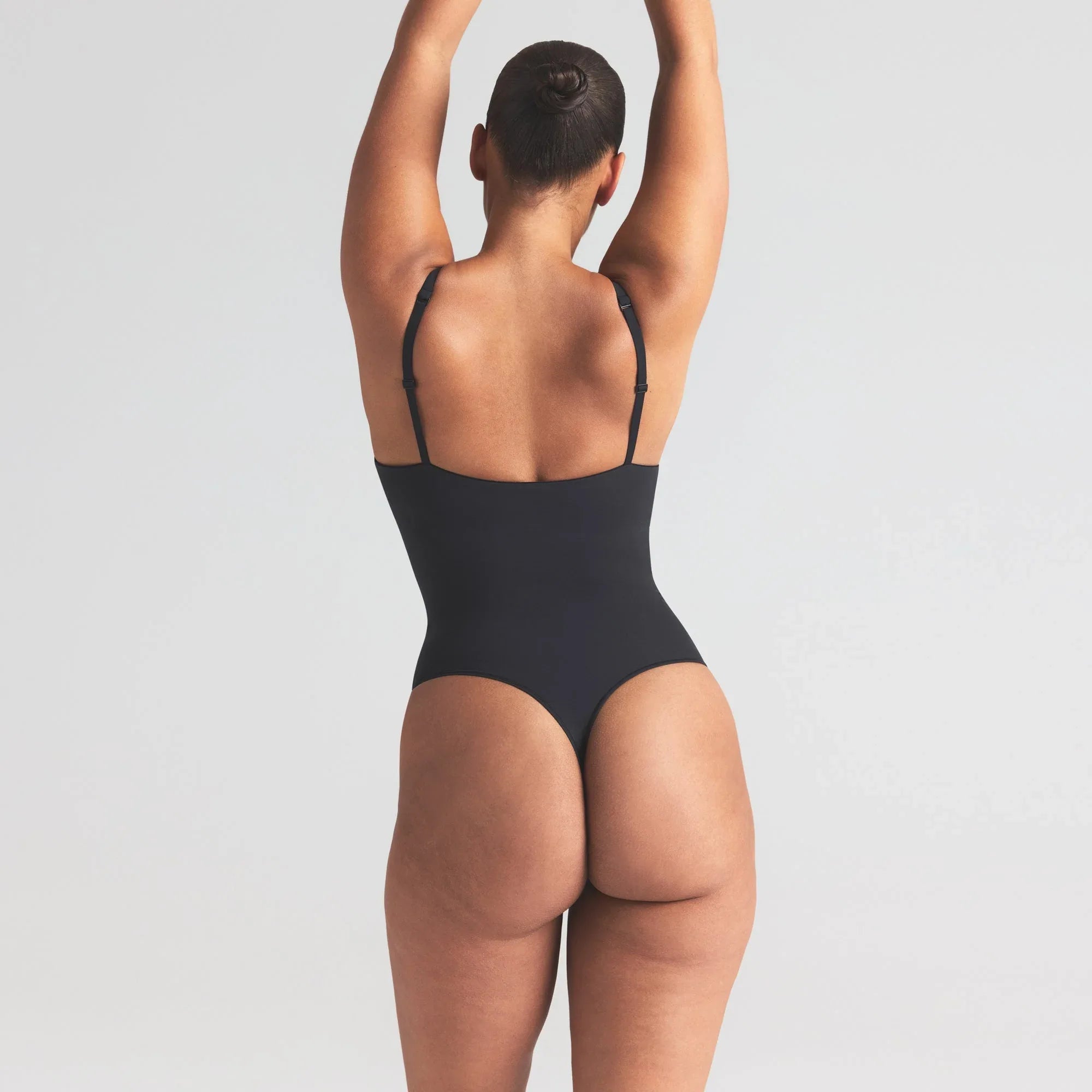 SKIMS FITS EVERYBODY LACE PUSH-UP BODYSUIT | ONYX - BODYSUIT - My Suti