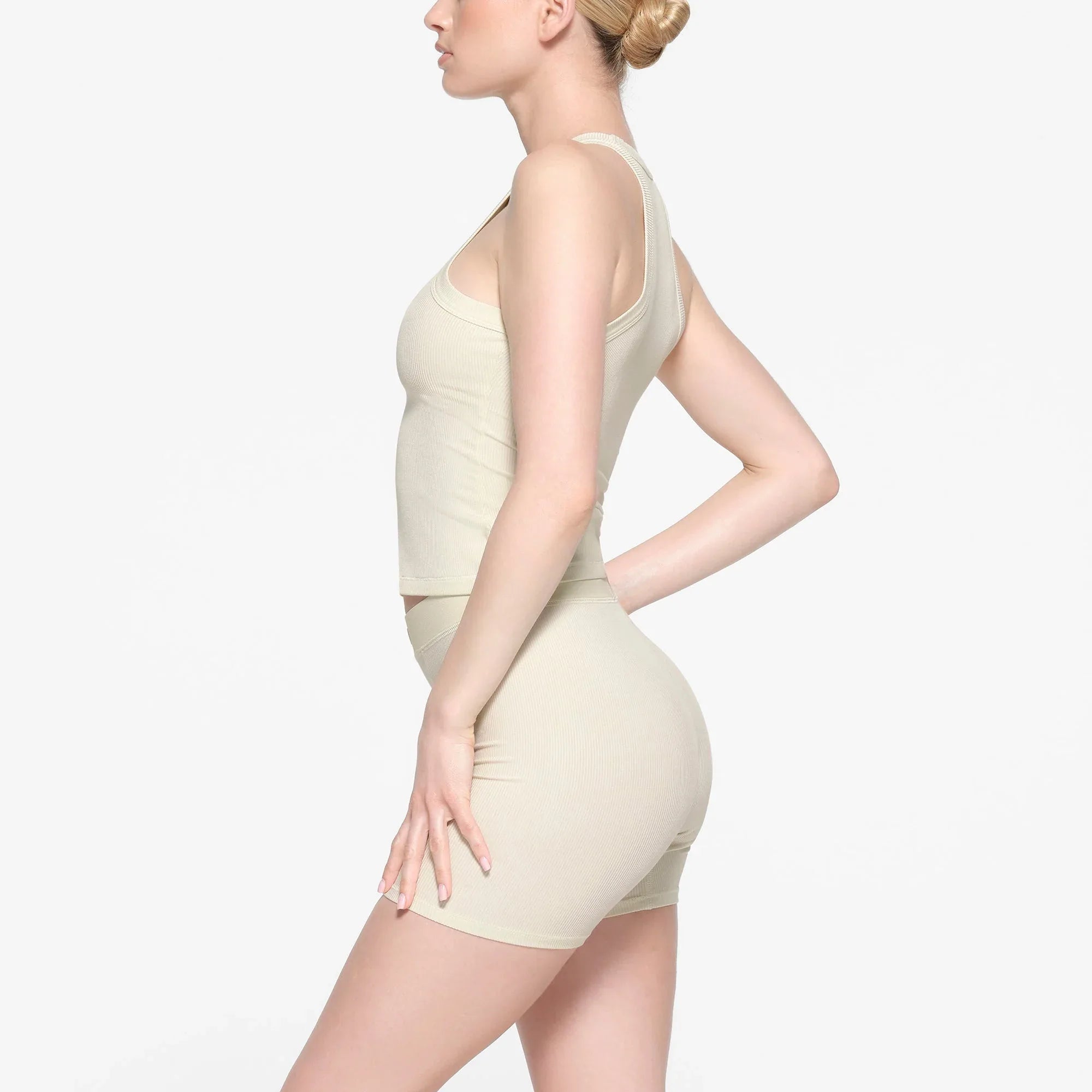 SKIMS SOFT LOUNGE HIGH NECK TANK | BONE - TİŞÖRT - My Suti