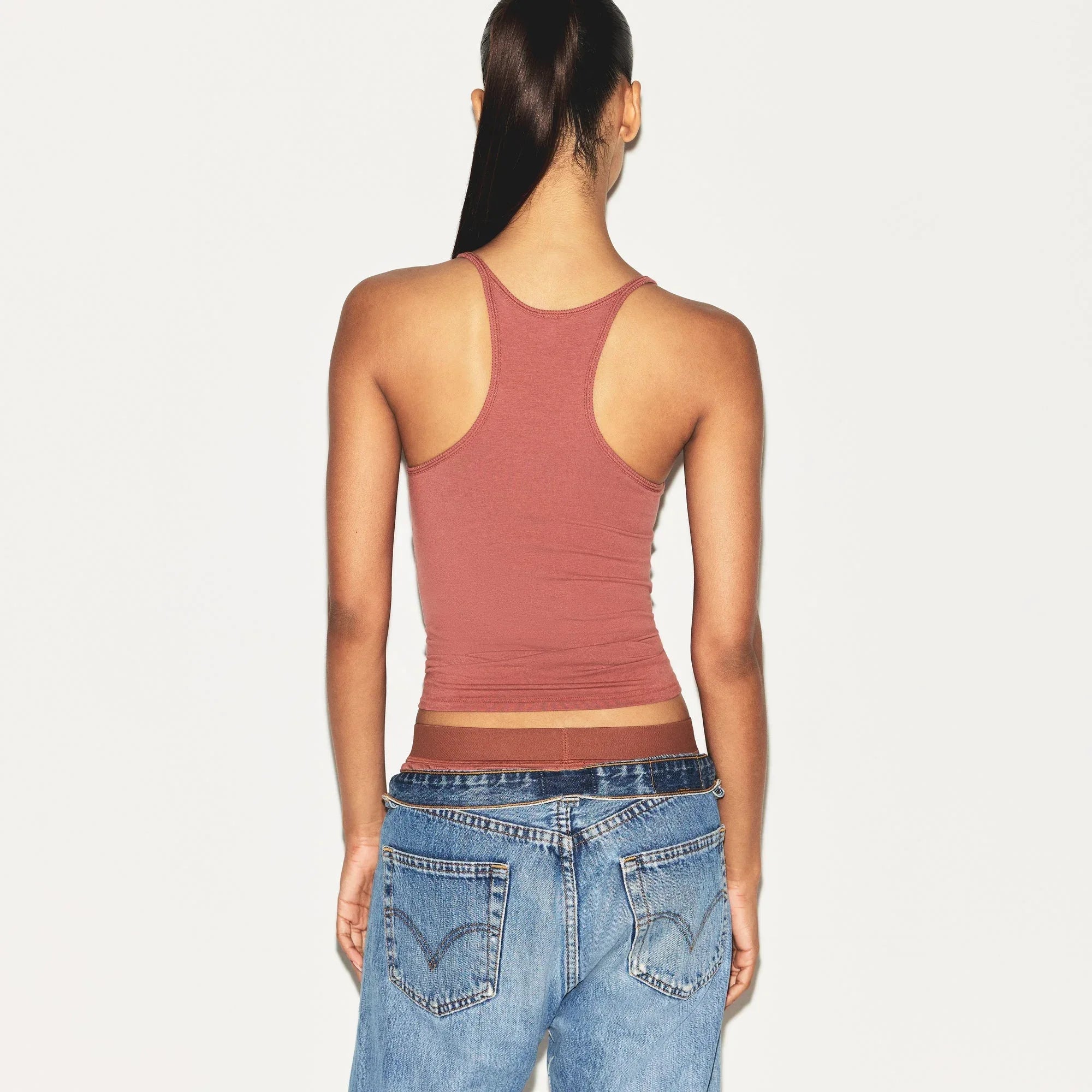 SKIMS COTTON JERSEY RACERBACK TANK | REDWOOD - TİŞÖRT - My Suti